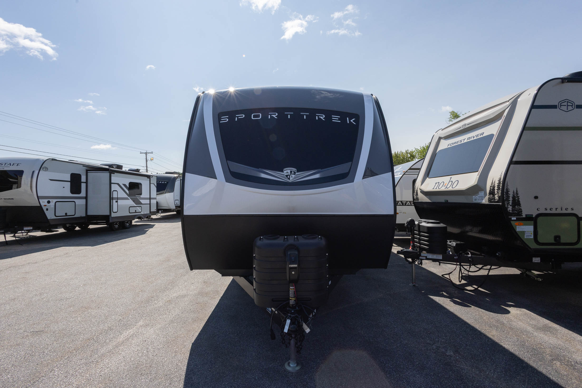 2027 Venture RV SportTrek ST333VIK TRAVEL TRAILER