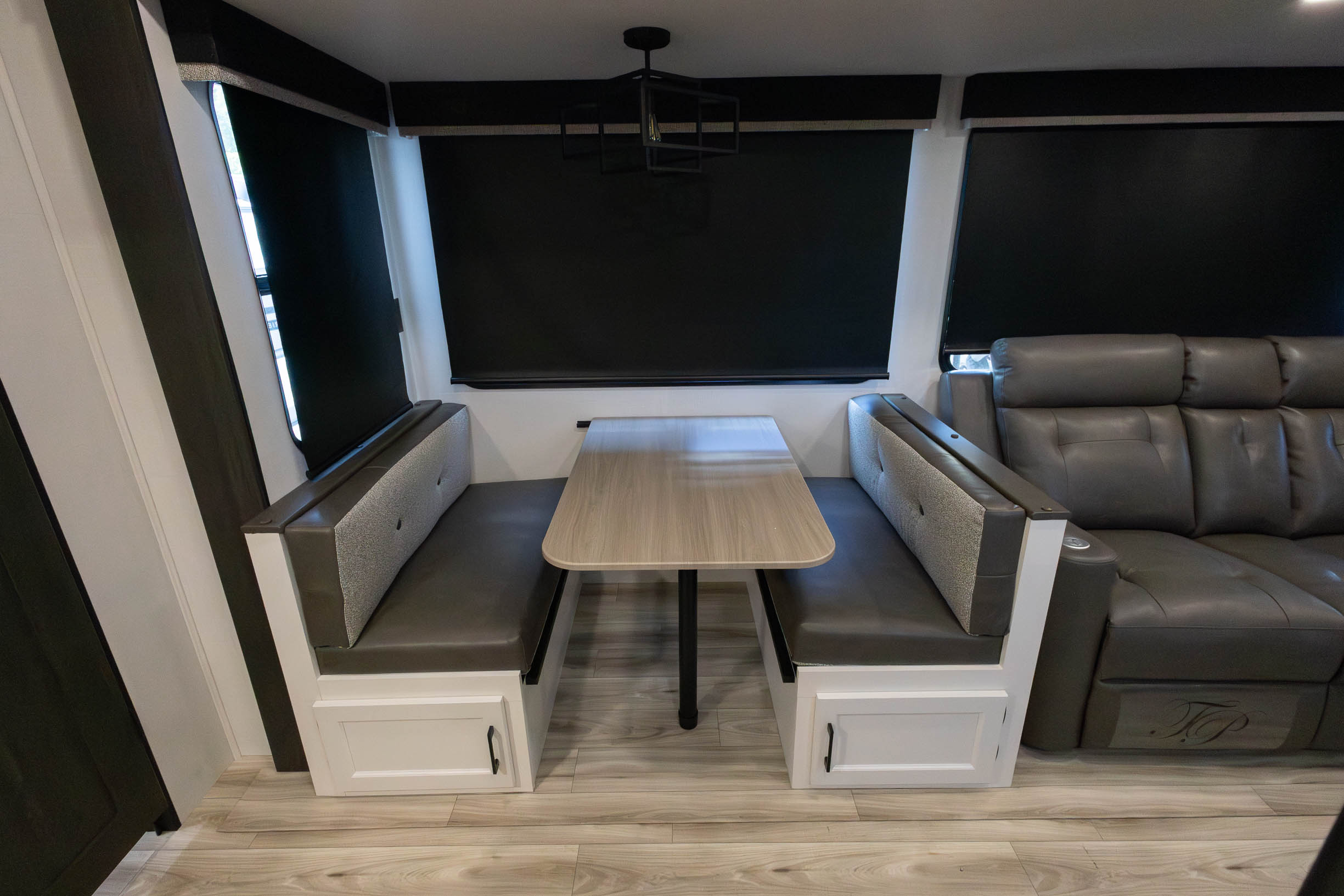 2027 Venture RV SportTrek ST333VIK TRAVEL TRAILER