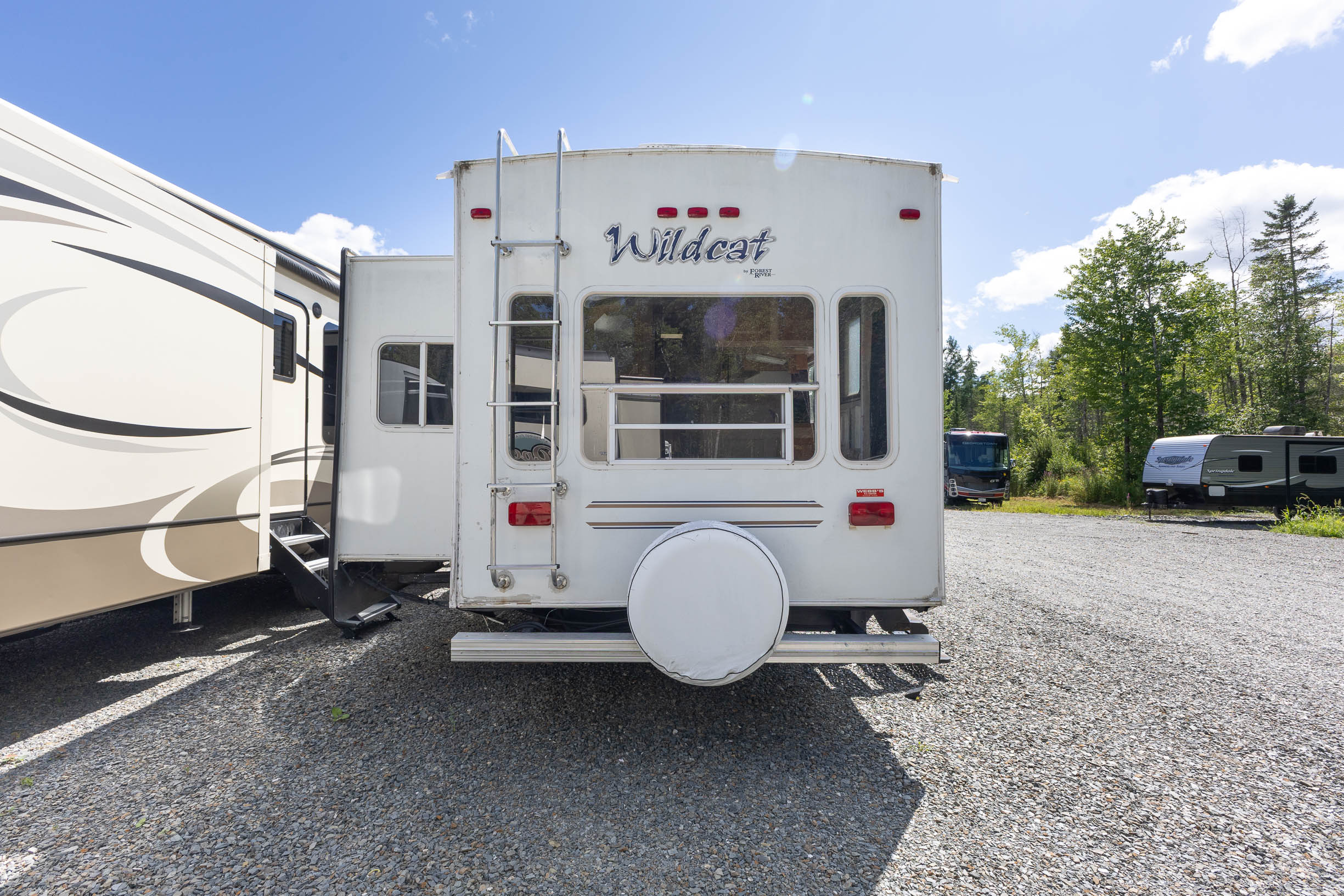 2005 Forest River Wildcat 29RLBS FIFTH WHEEL