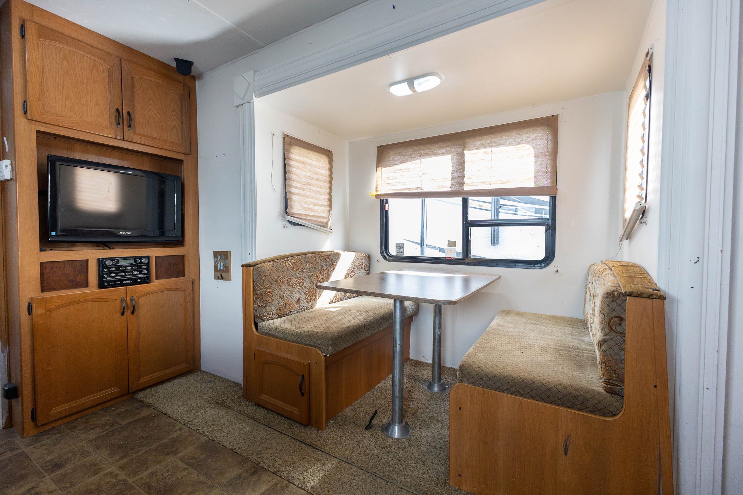 2011 Keystone RV Hornet 27FLBS TRAVEL TRAILER