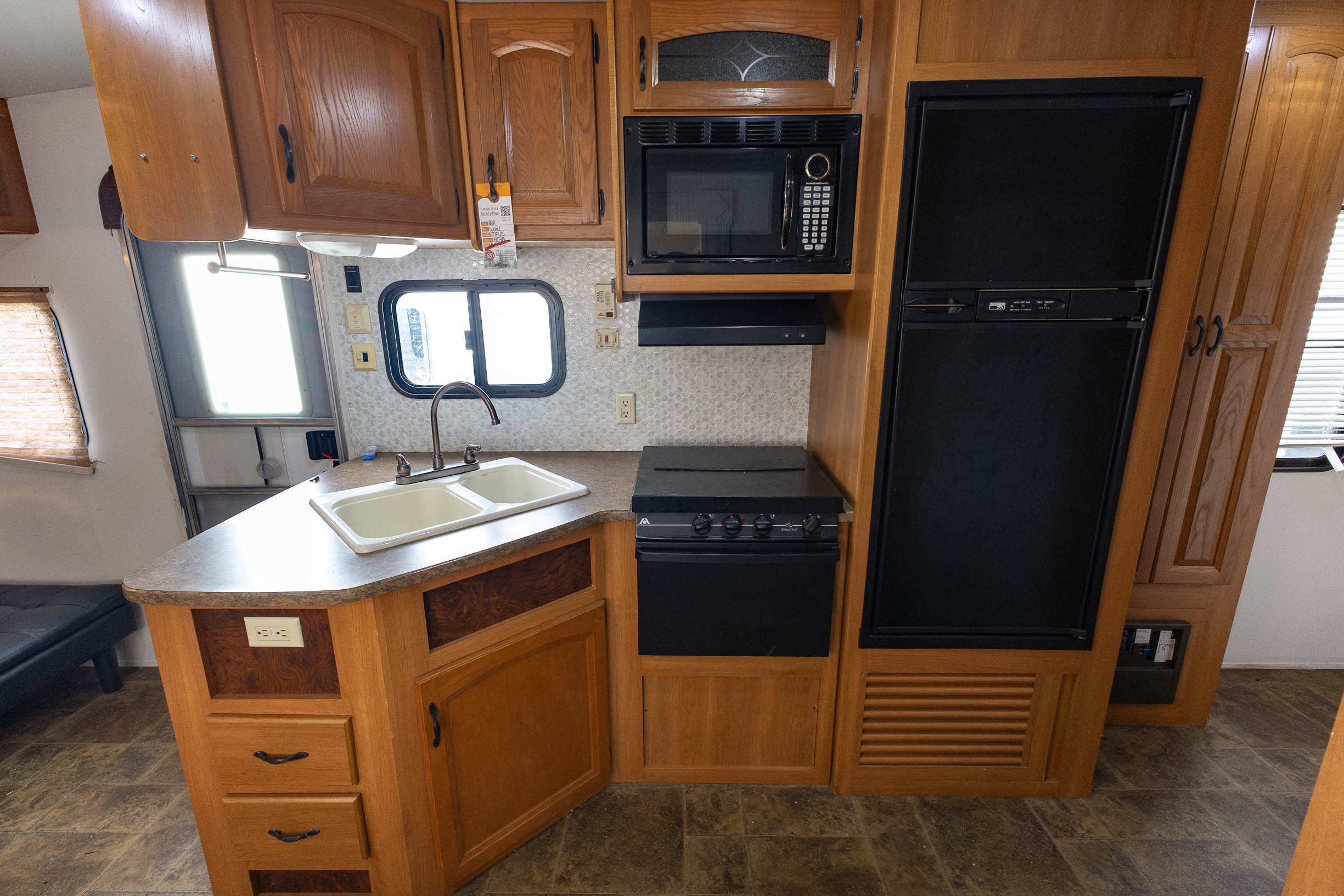 2011 Keystone RV Hornet 27FLBS TRAVEL TRAILER