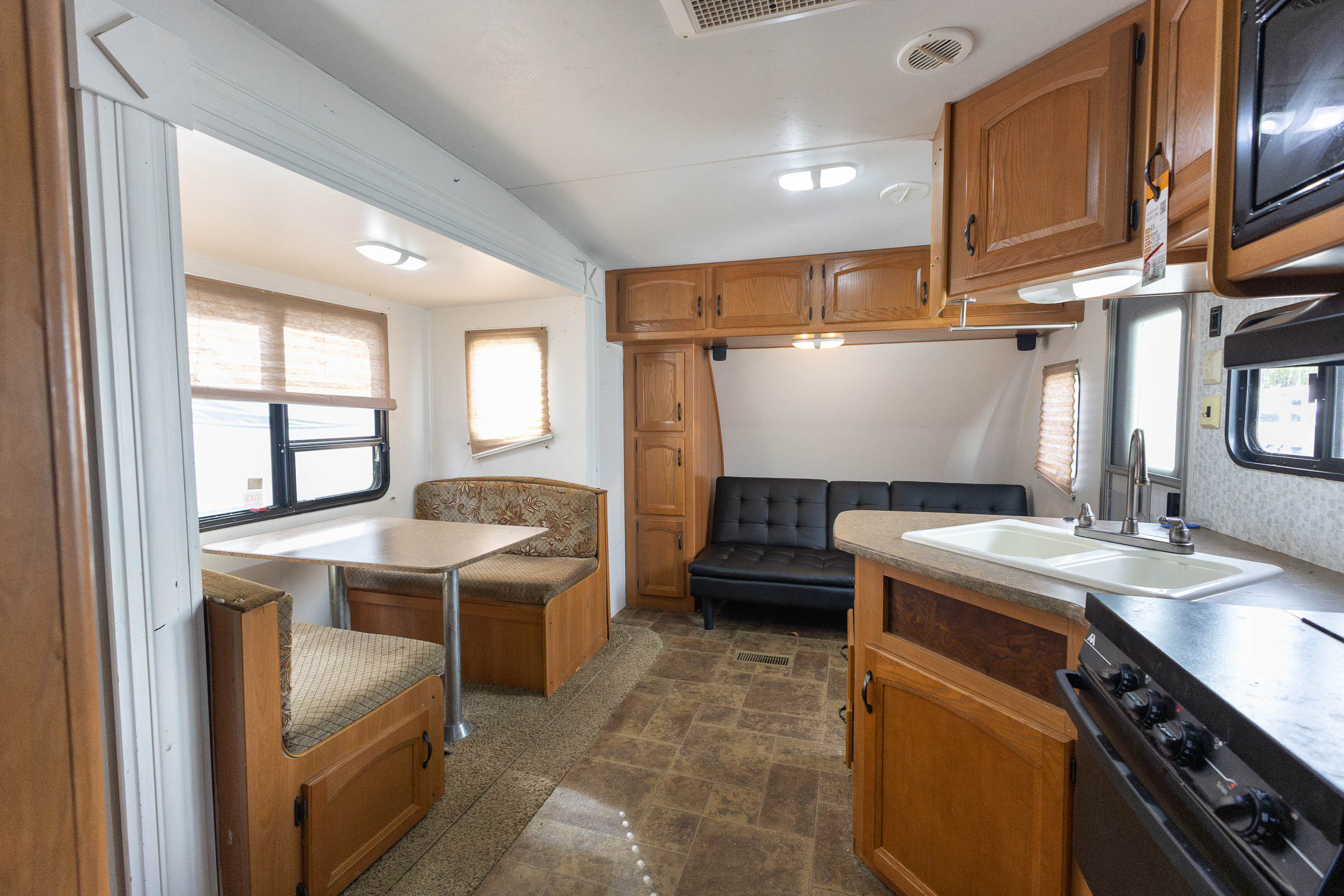 2011 Keystone RV Hornet 27FLBS TRAVEL TRAILER
