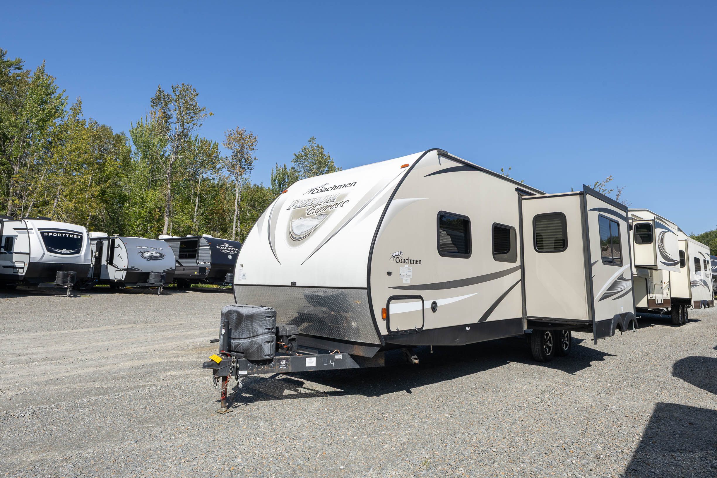 2016 Coachmen Freedom Express Select 24 SE TRAVEL TRAILER