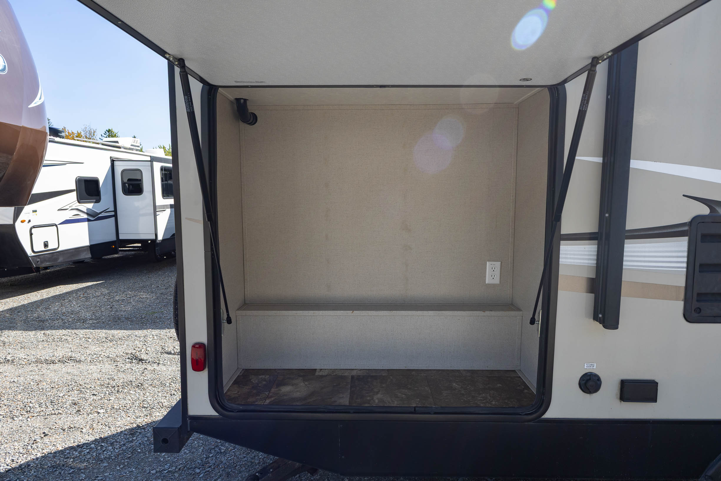2016 Coachmen Freedom Express Select 24 SE TRAVEL TRAILER