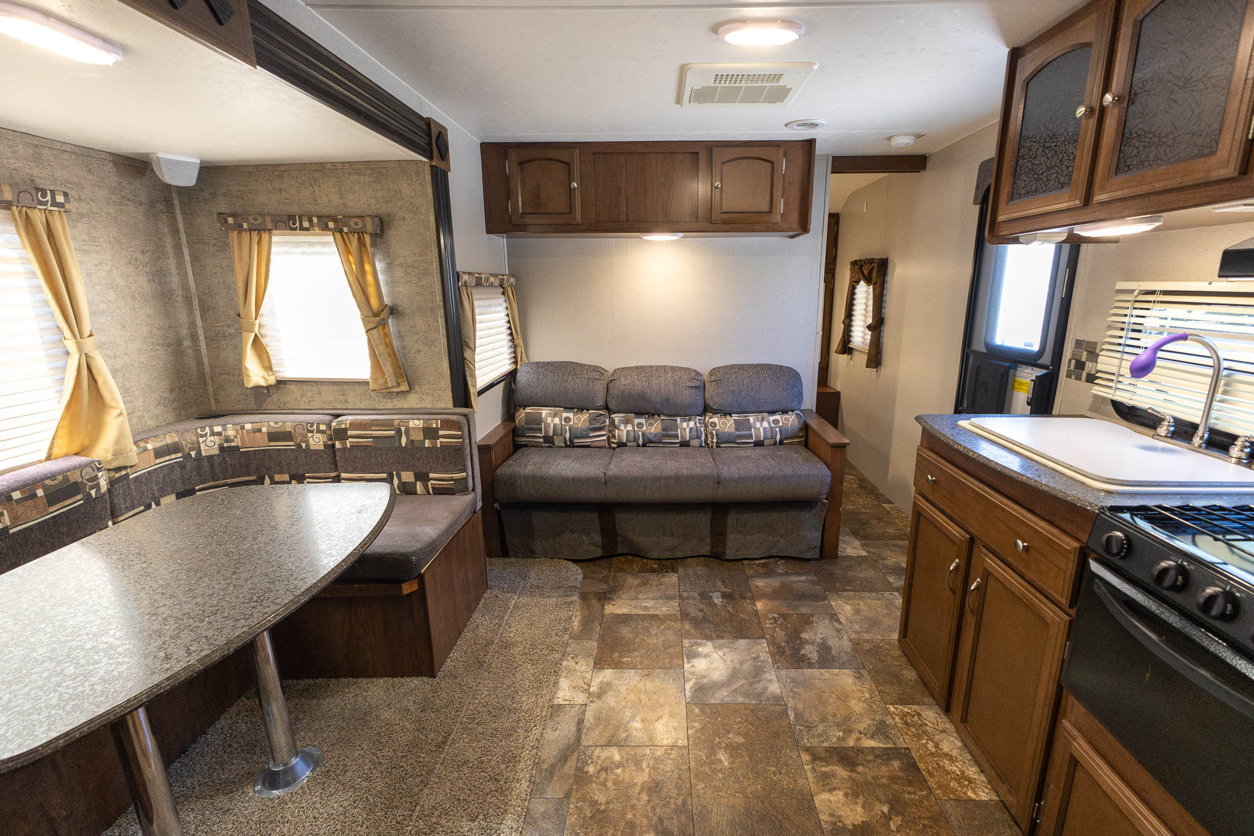 2016 Coachmen Freedom Express Select 24 SE TRAVEL TRAILER