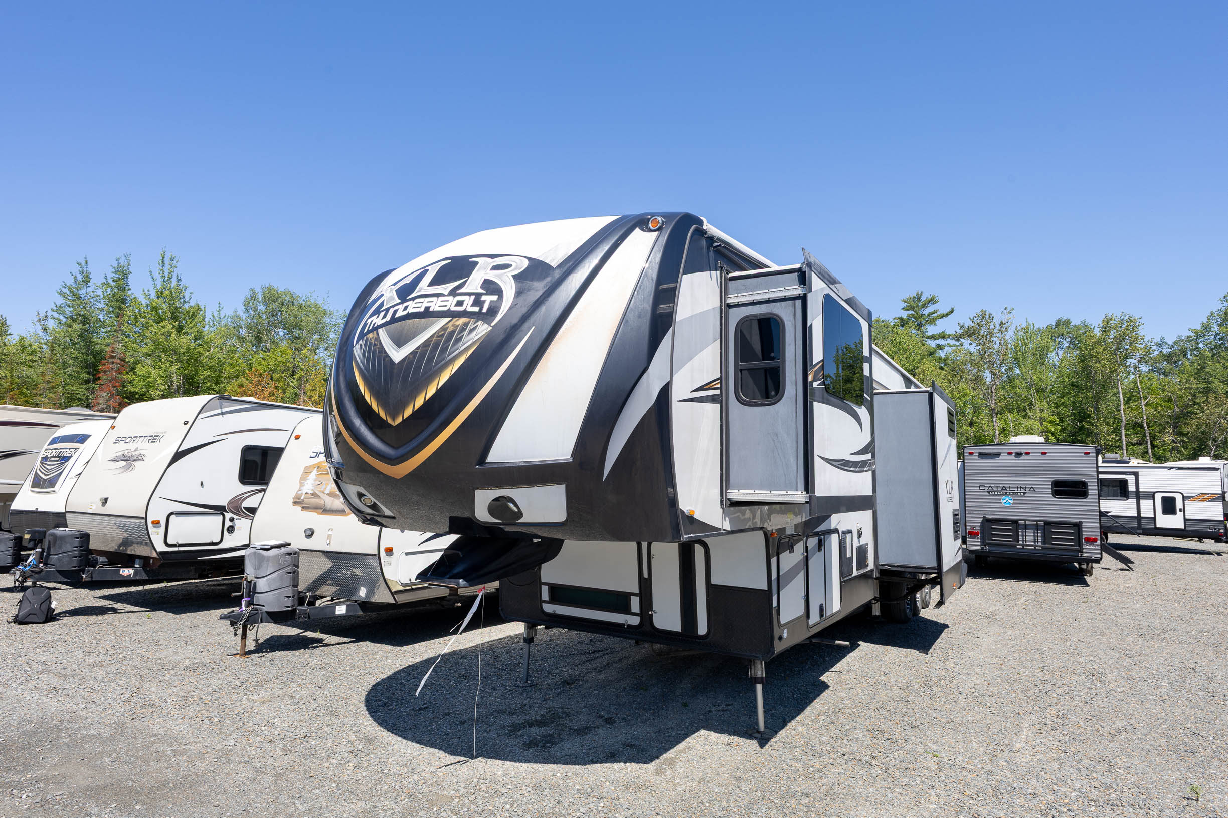 2016 Forest River Thunderbolt 375AMP FW TOY HAULER