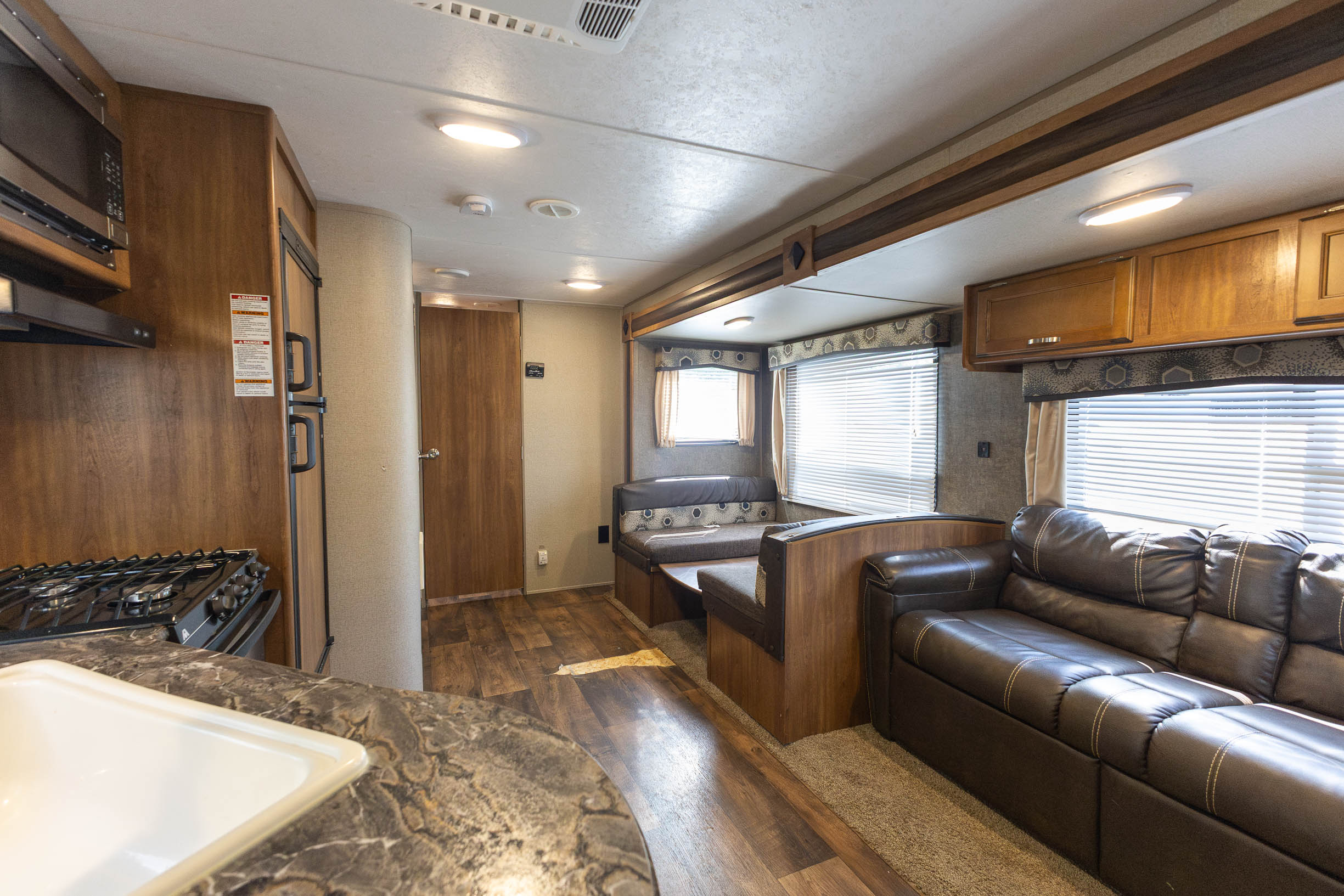 2017 Keystone RV Summerland series 2960BH TRAVEL TRAILER