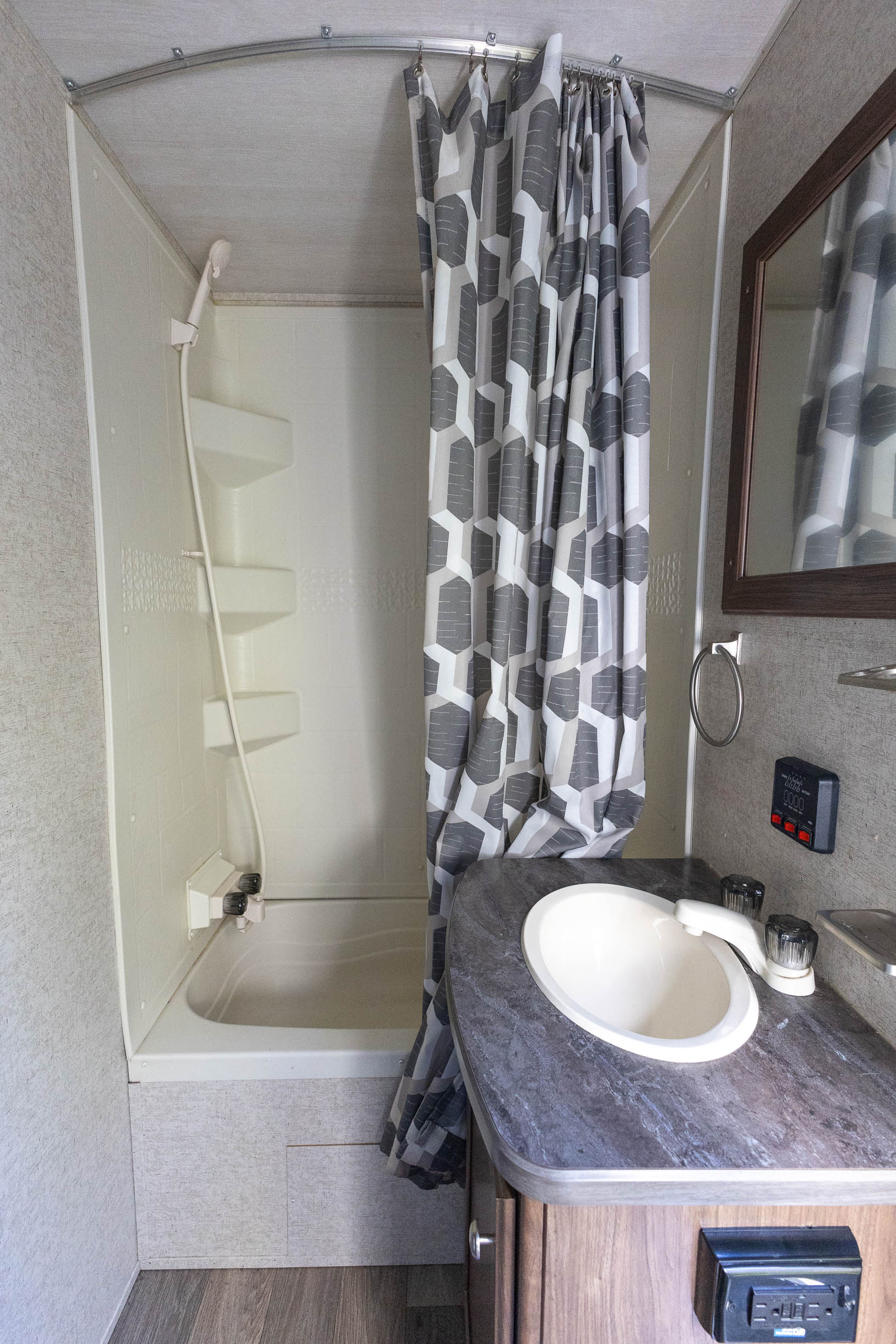 2018 Heartland Prowler Lynx TRAVEL TRAILER