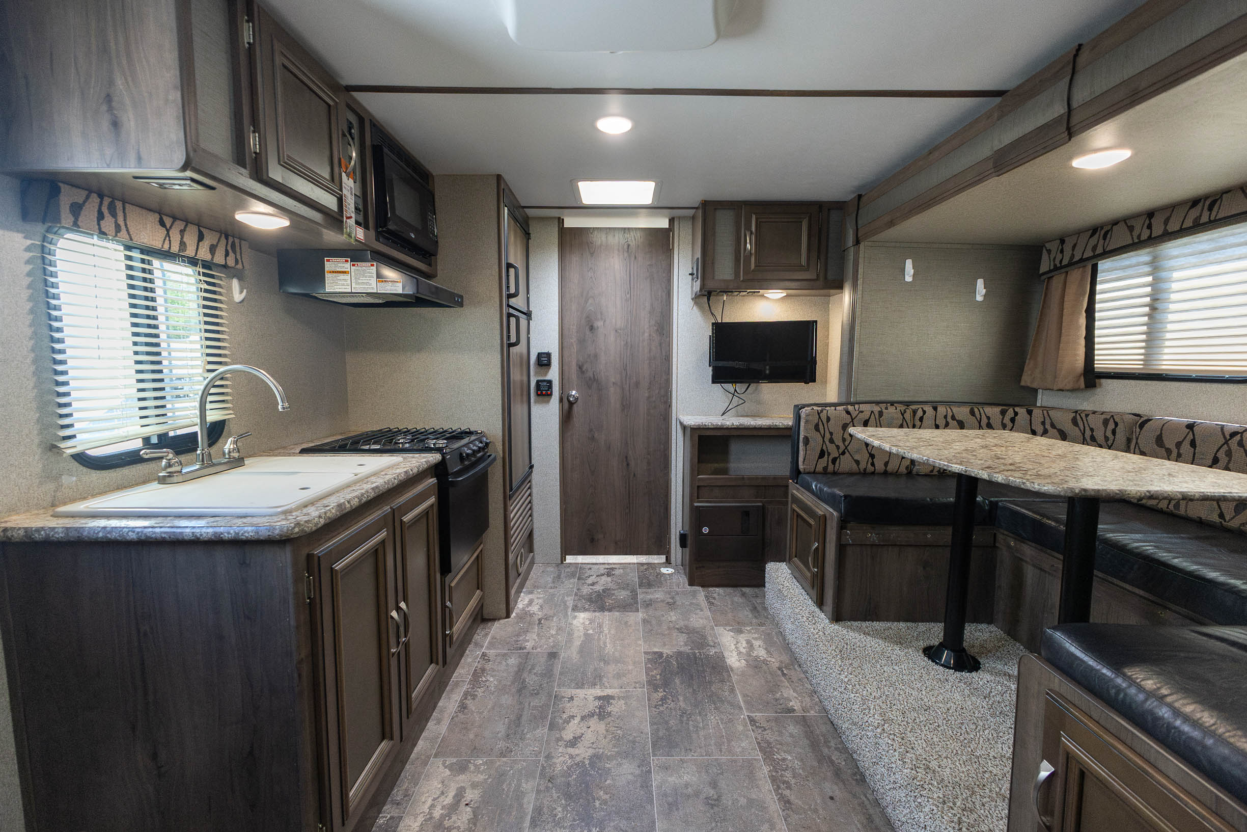 2018 Keystone RV Passport Express 199ML TRAVEL TRAILER