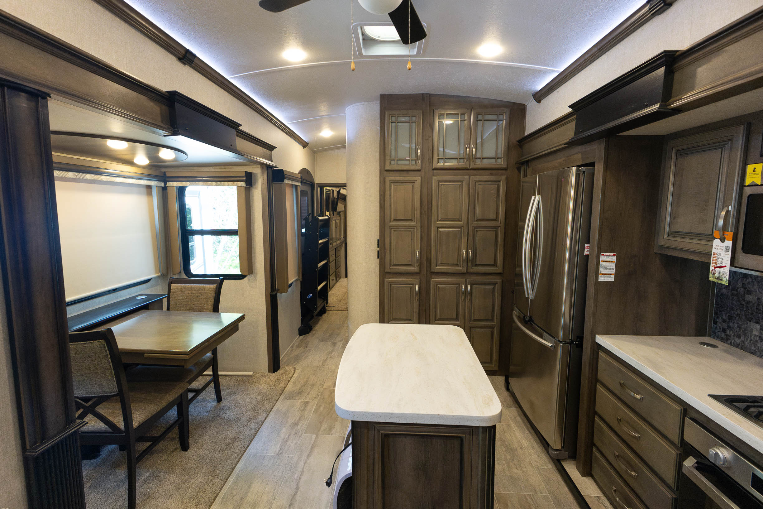 2018 Keystone RV Montana FIFTH WHEEL