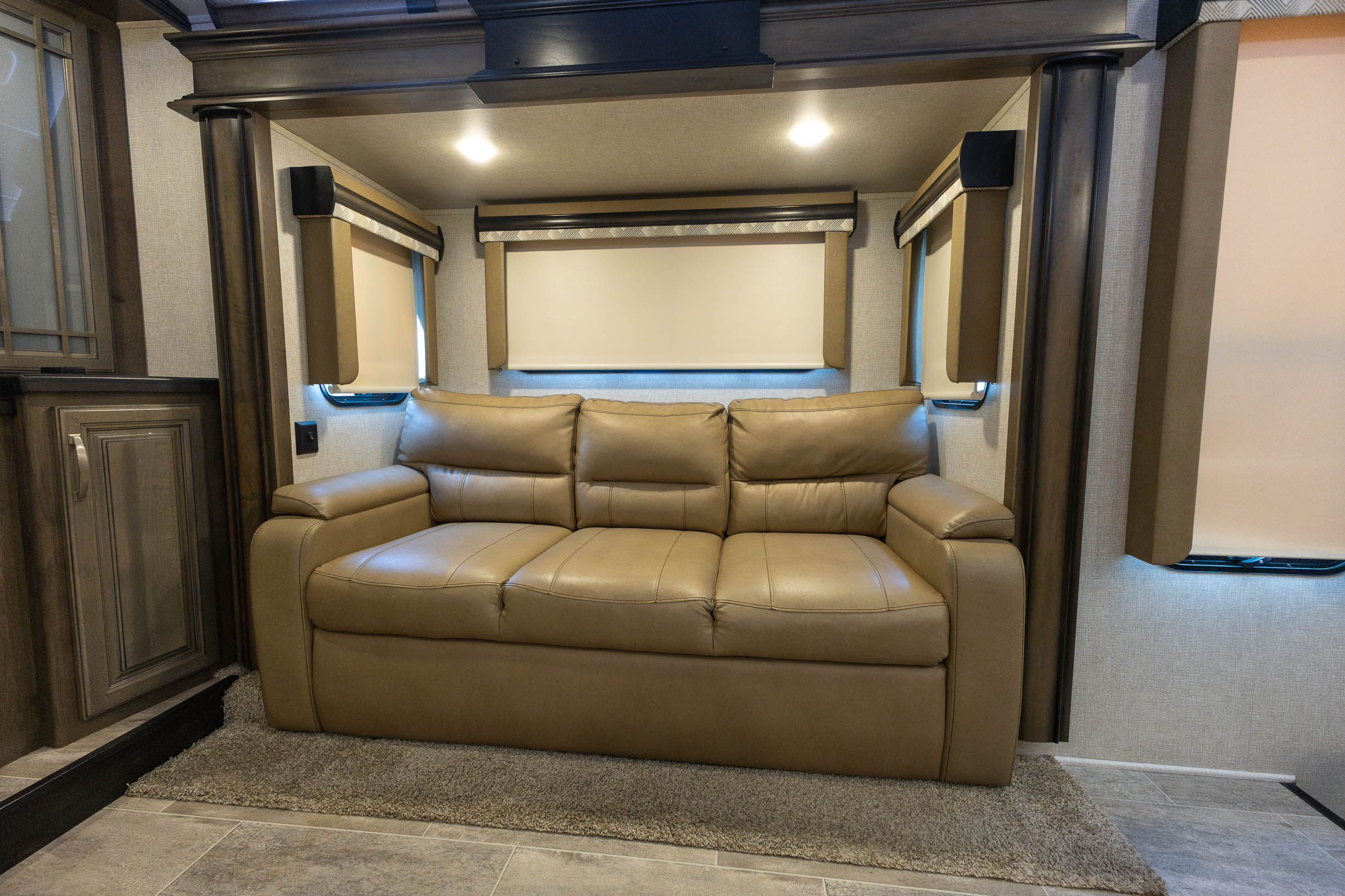2018 Keystone RV Montana FIFTH WHEEL