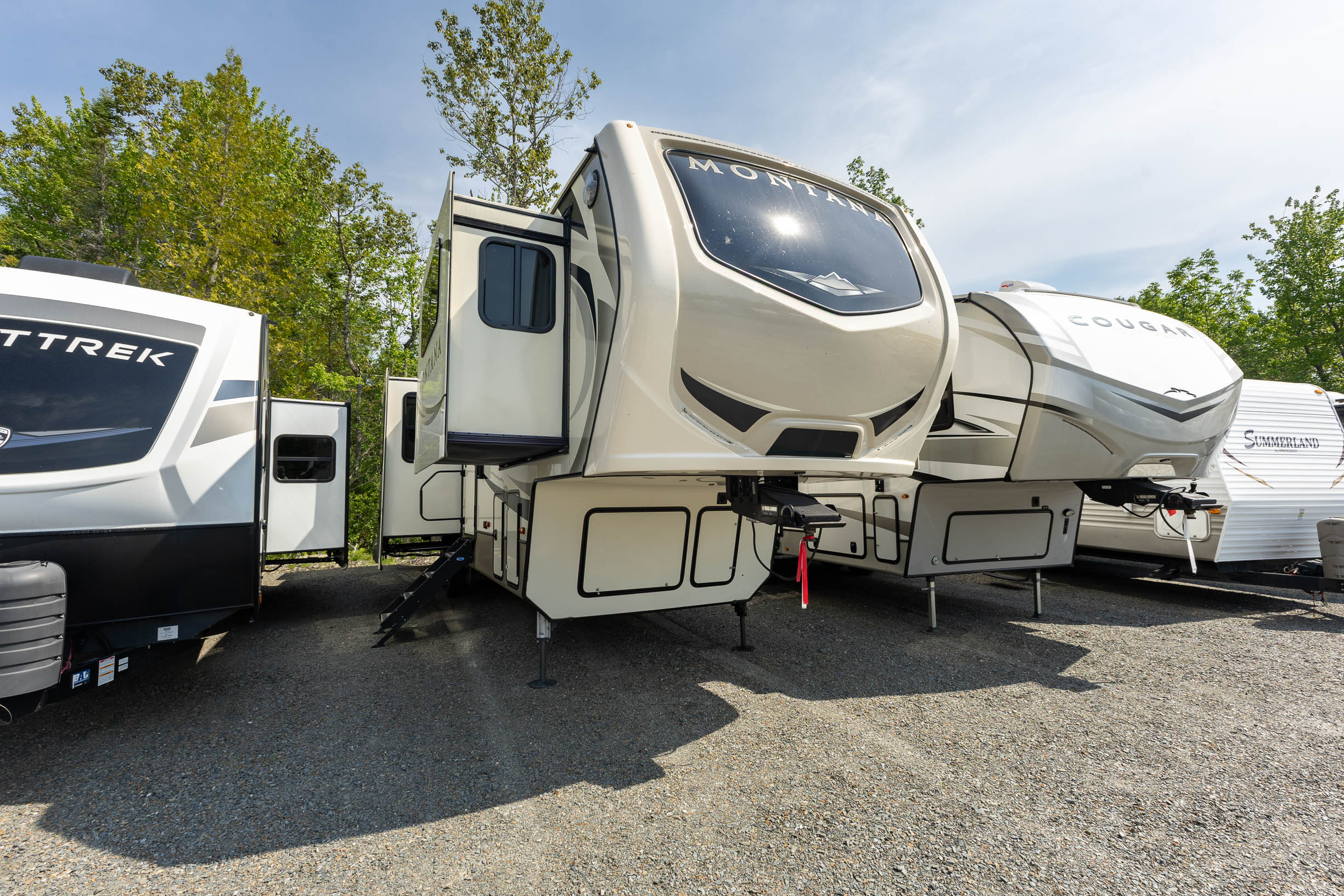 2018 Keystone RV Montana FIFTH WHEEL
