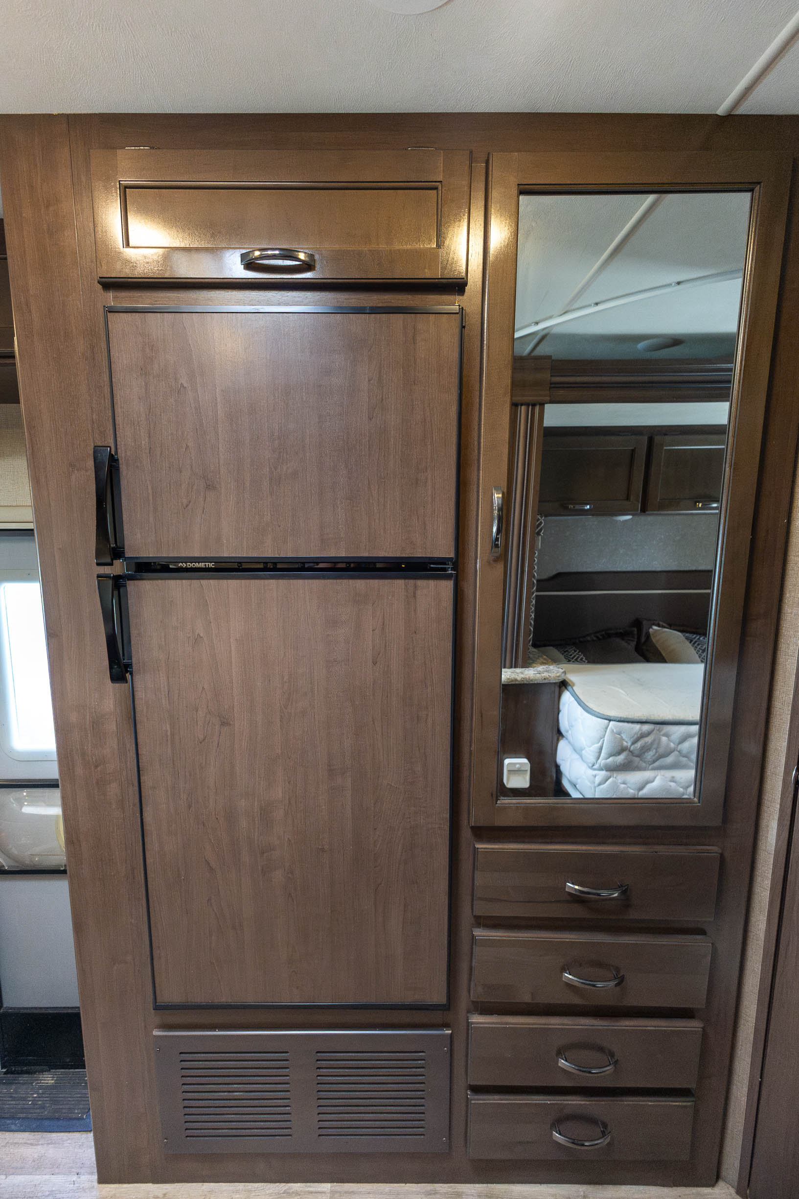 2018 Thor Motor Coach Four Winds CLASS C MOTORHOME