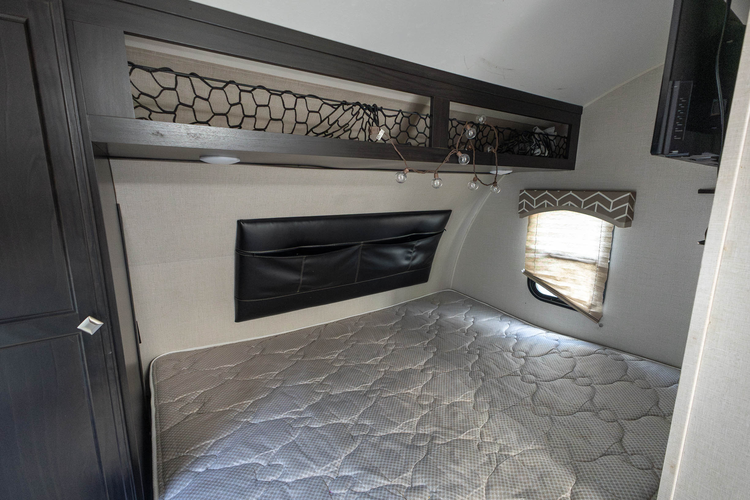 2018 Venture RV Sonic Lite TRAVEL TRAILER