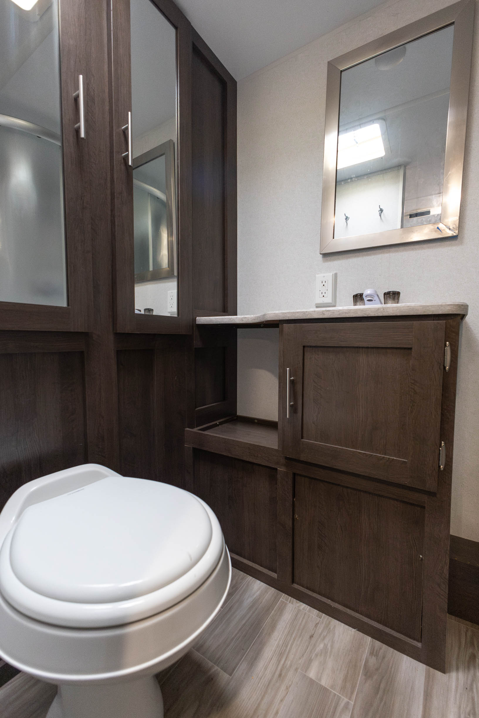 2019 Forest River Wildwood X-Lite 171RBXL TRAVEL TRAILER