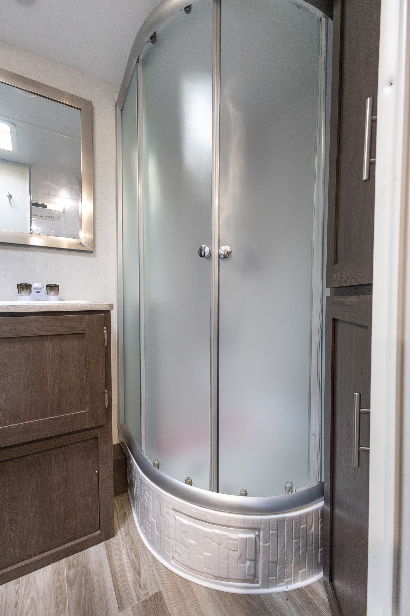 2019 Forest River Wildwood X-Lite 171RBXL TRAVEL TRAILER