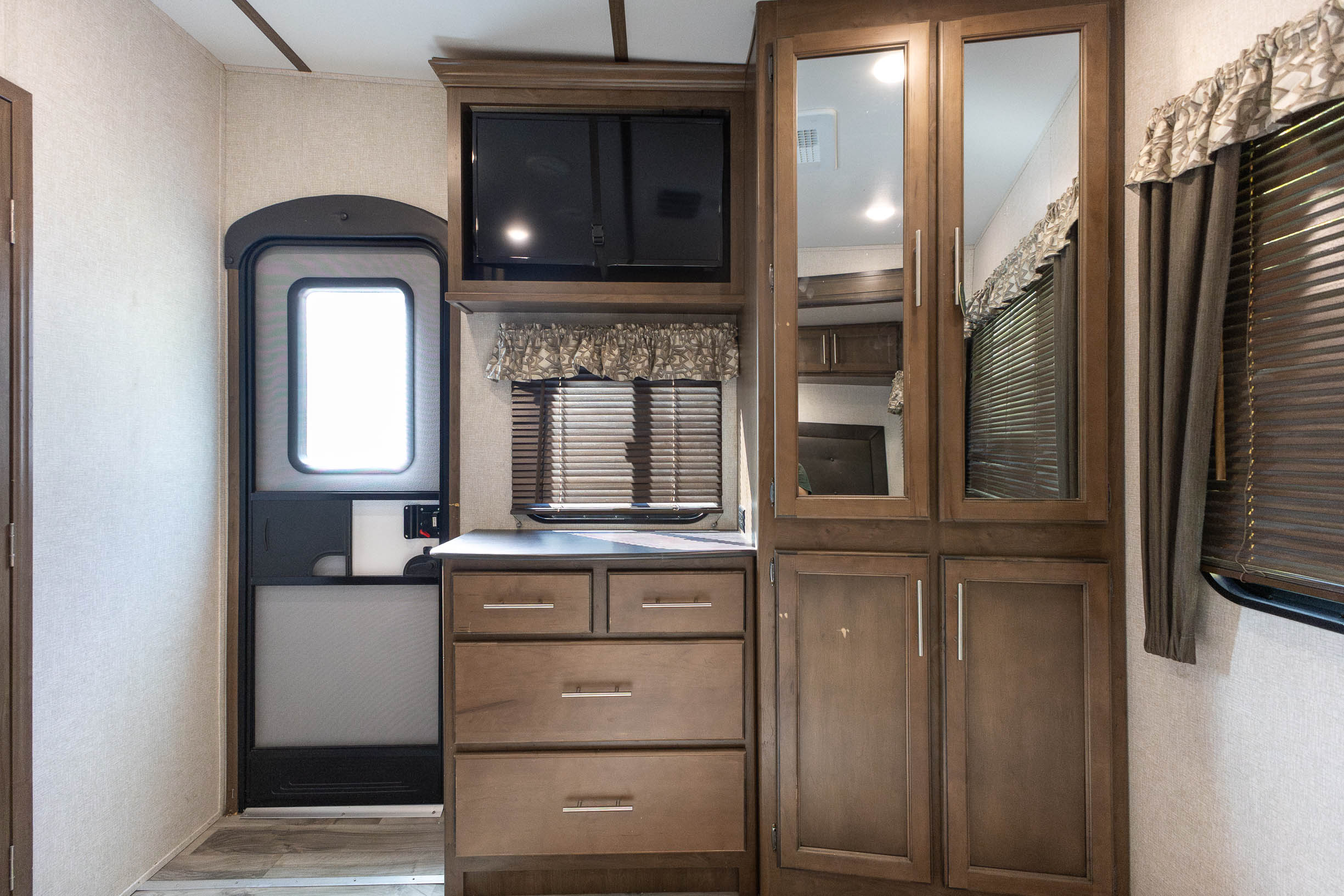 2019 Keystone RV Cougar 367FLS FIFTH WHEEL