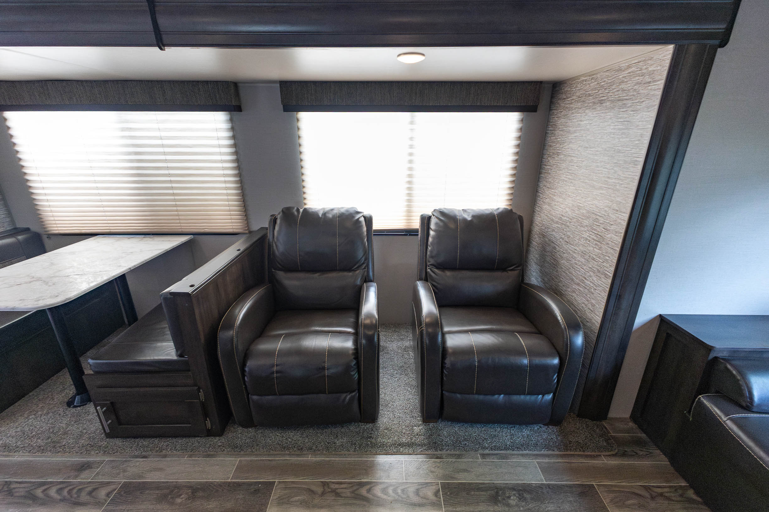 2019 KZ Sportsmen LE TRAVEL TRAILER