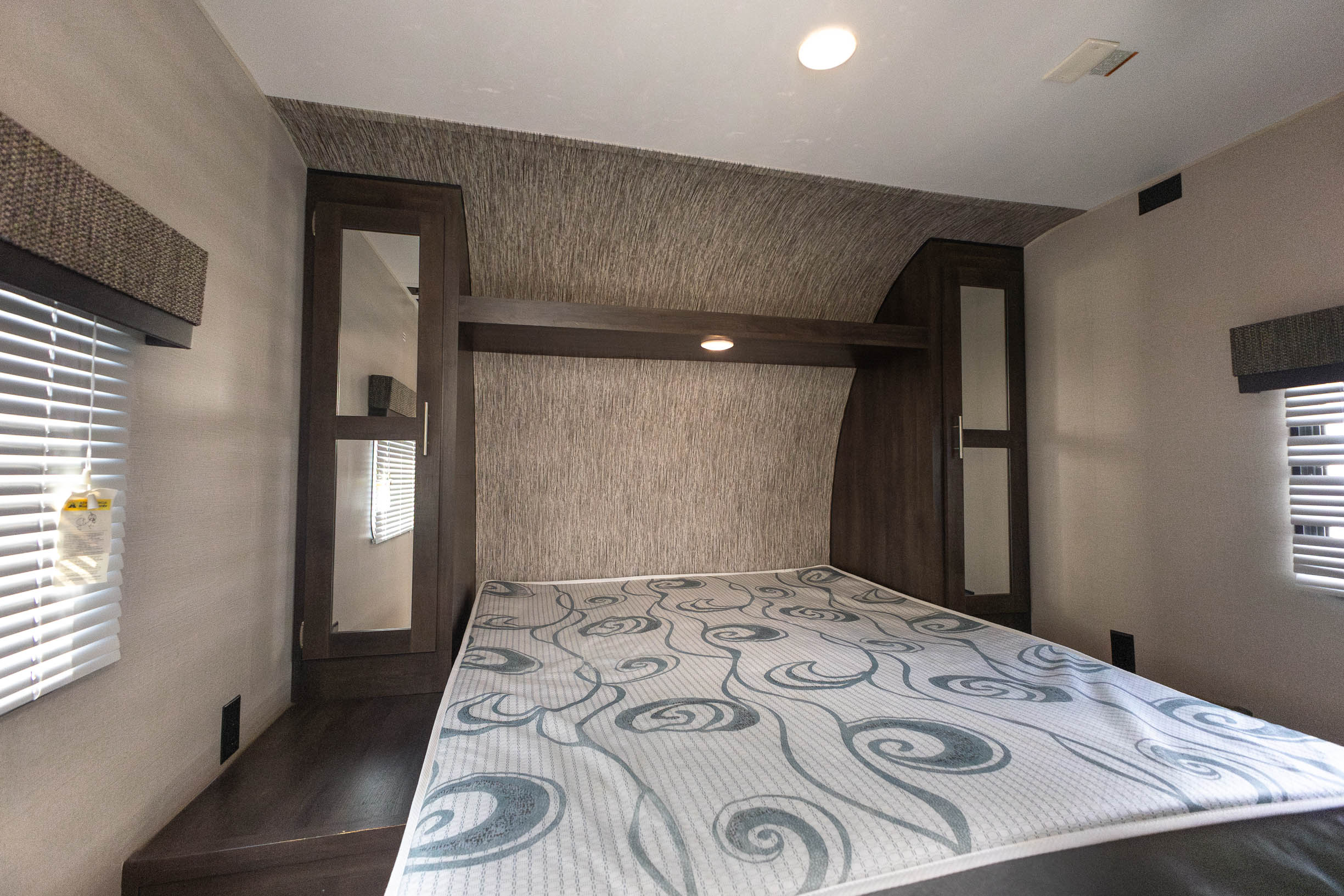 2019 KZ Sportsmen LE TRAVEL TRAILER