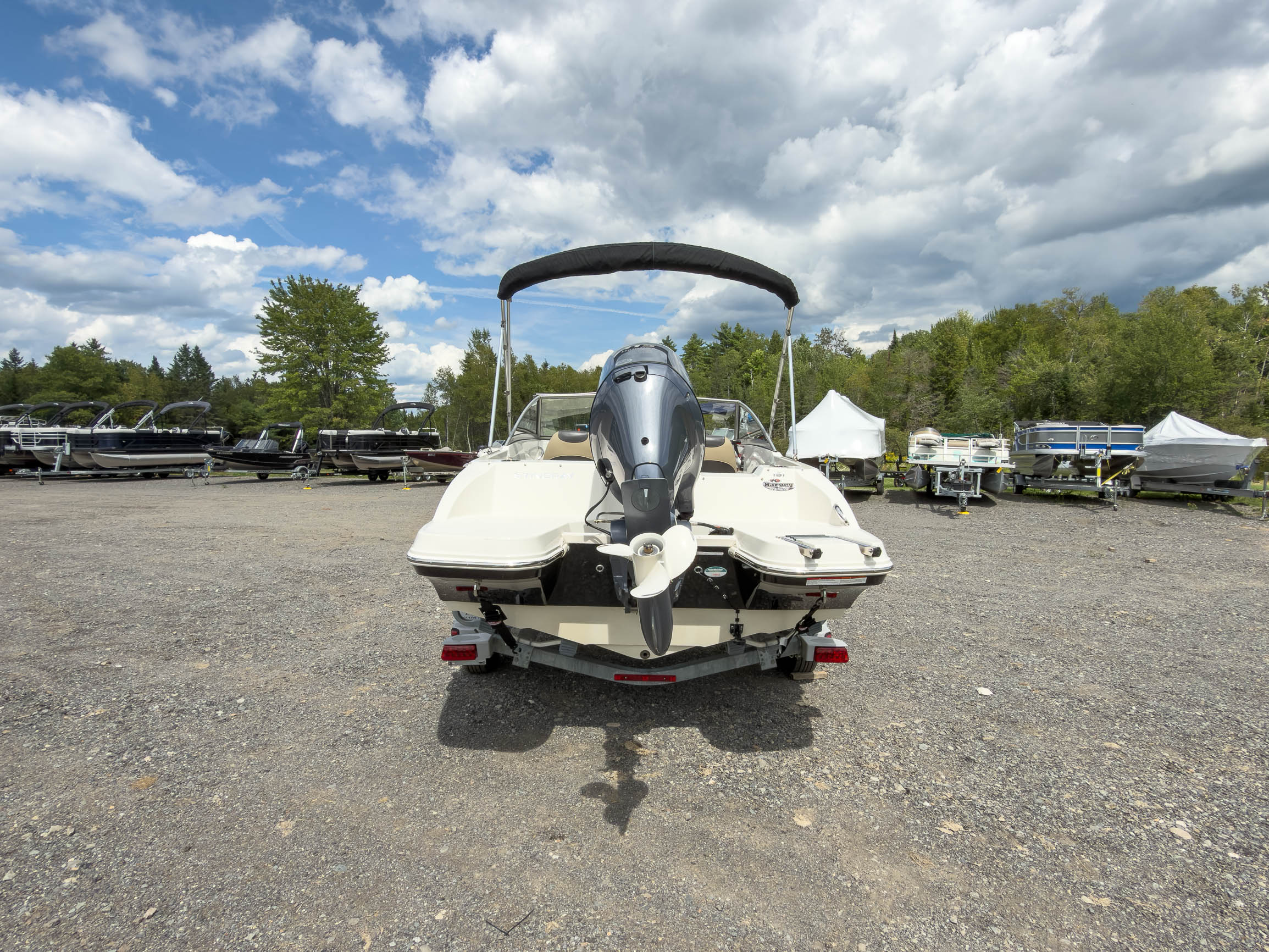 2019 Stingray 191 SC FISHING BOAT