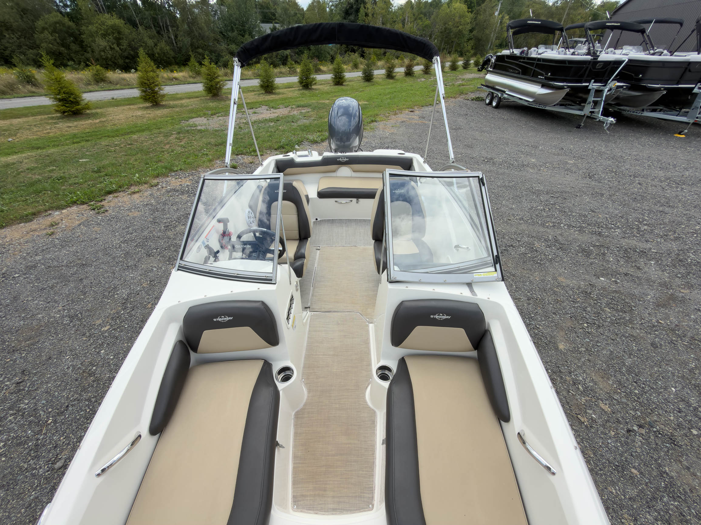 2019 Stingray 191 SC FISHING BOAT