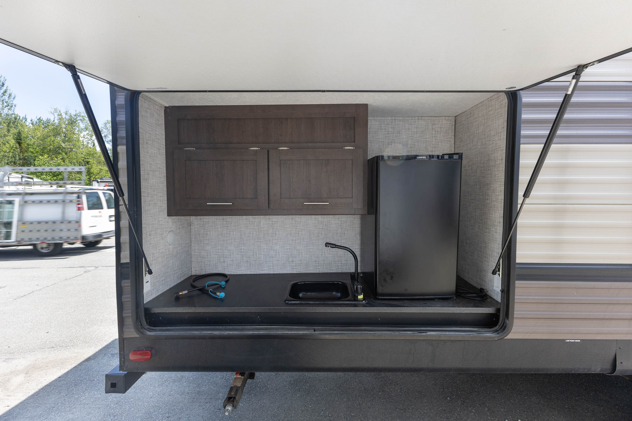 2020 Forest River Wildwood Midwest 30KQBSS TRAVEL TRAILER