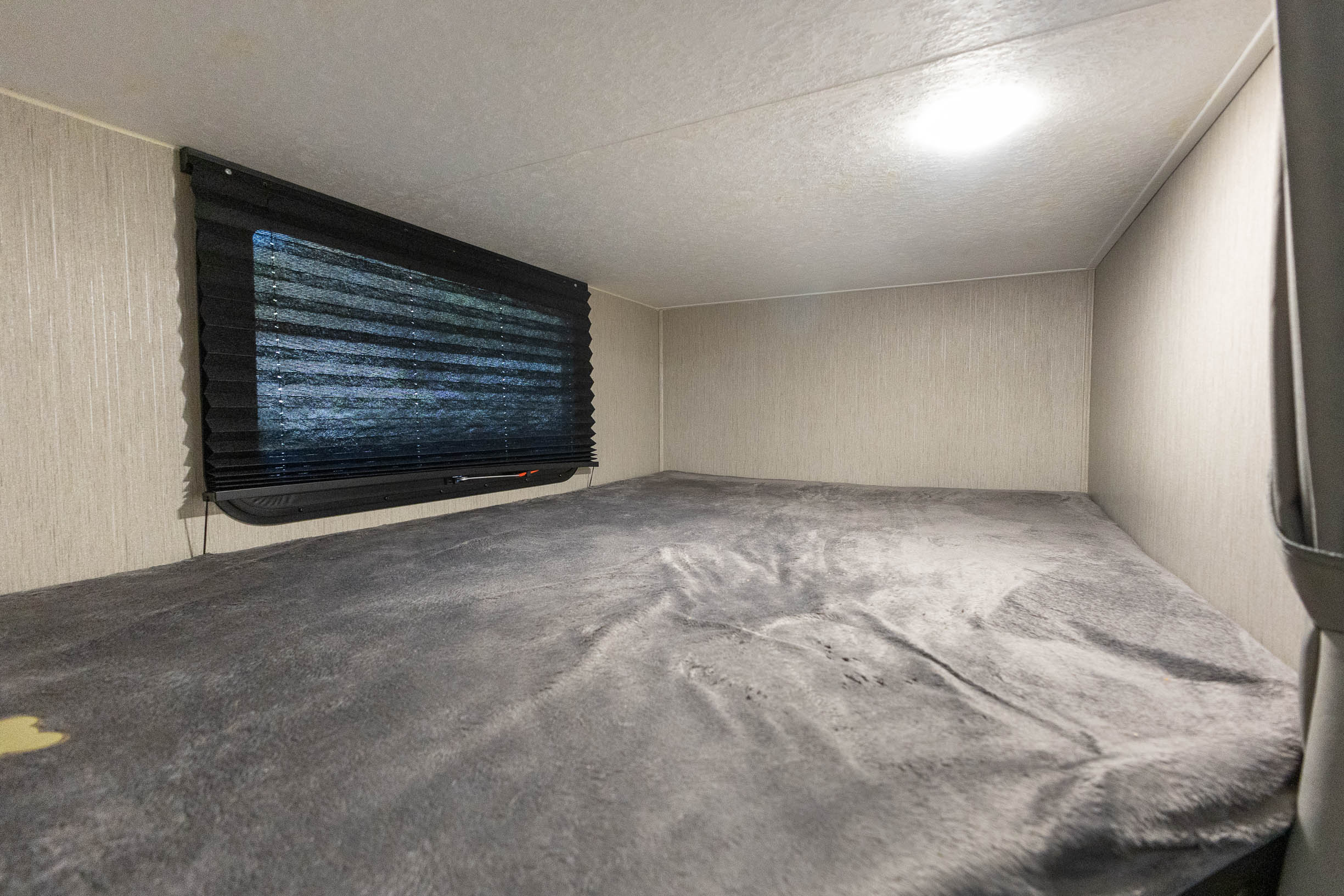 2021 Coachmen Freedom Express Ultra Lite 257BHS TRAVEL TRAILER
