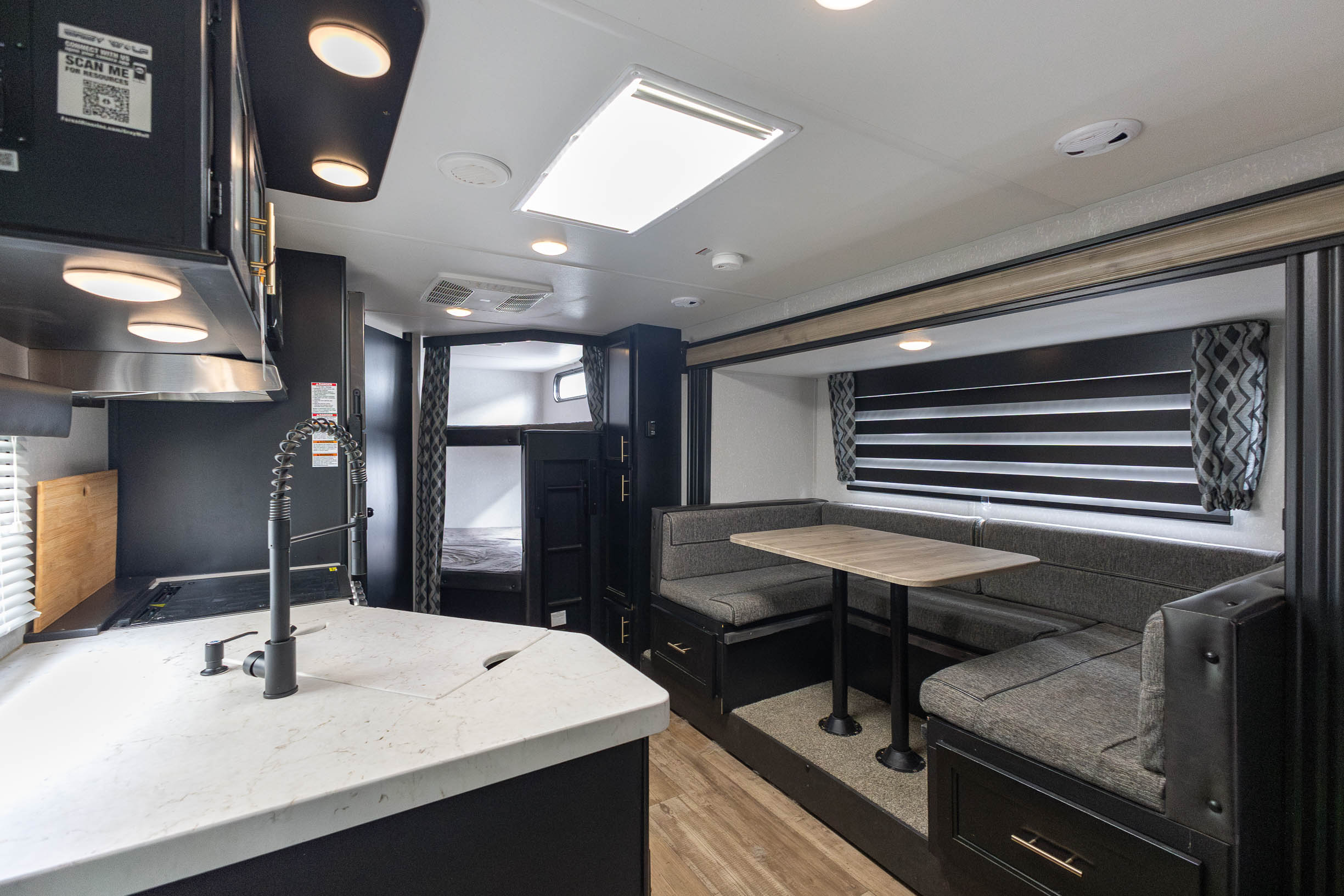 2021 Forest River Grey Wolf 23DBH TRAVEL TRAILER