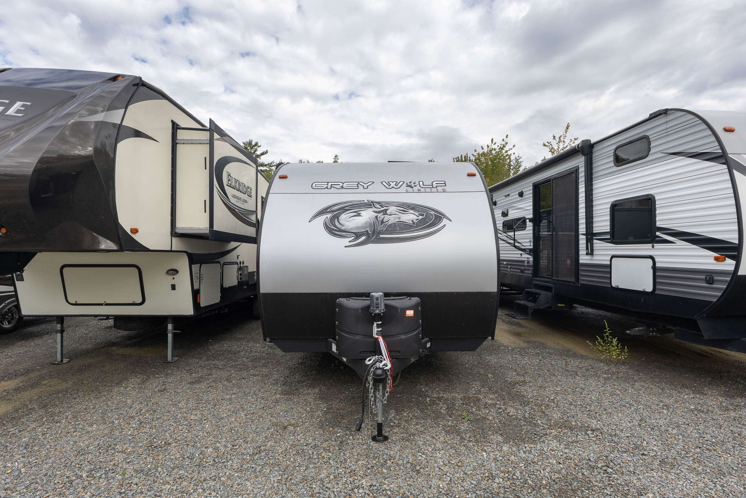2021 Forest River Grey Wolf 23DBH TRAVEL TRAILER