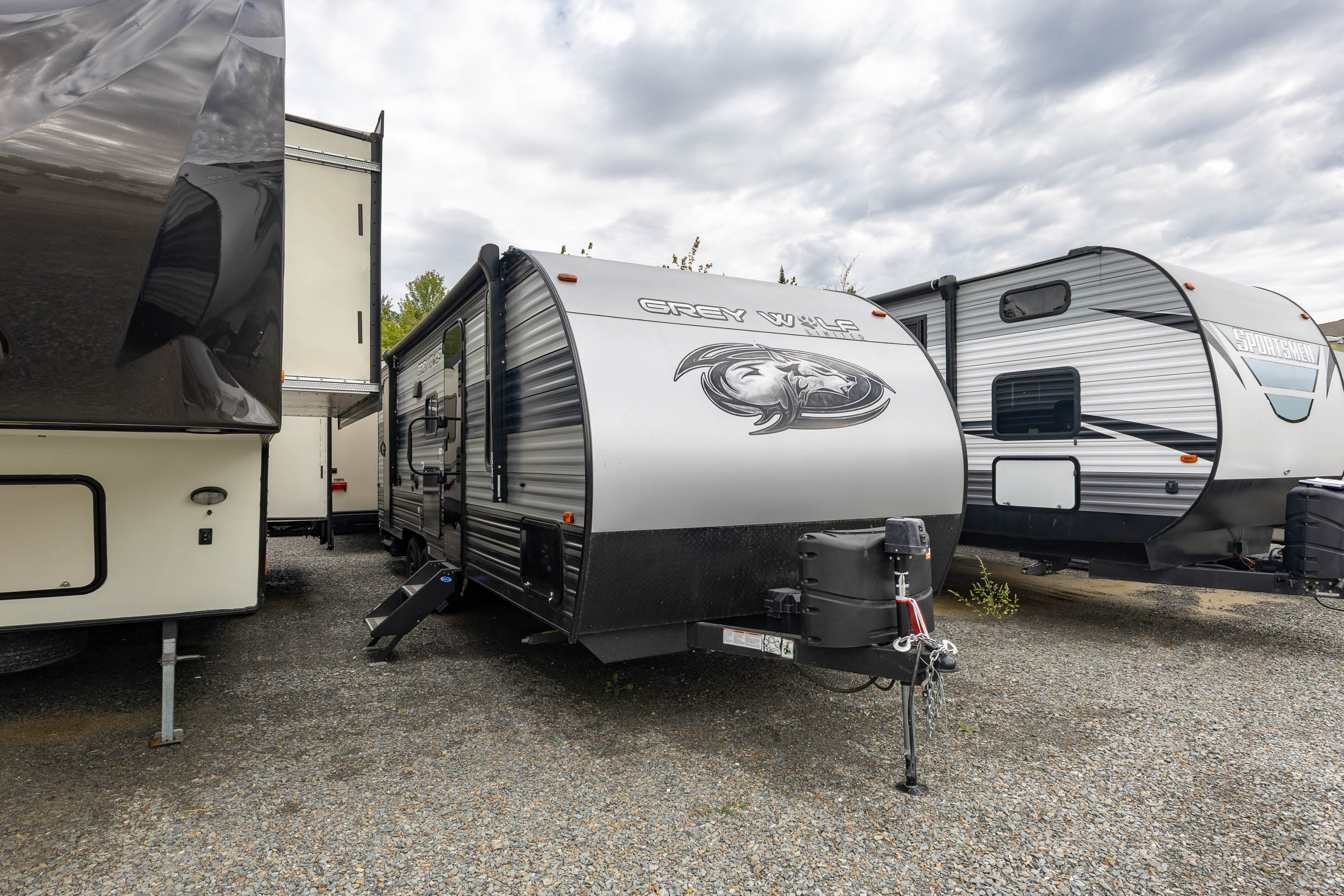 2021 Forest River Grey Wolf 23DBH TRAVEL TRAILER