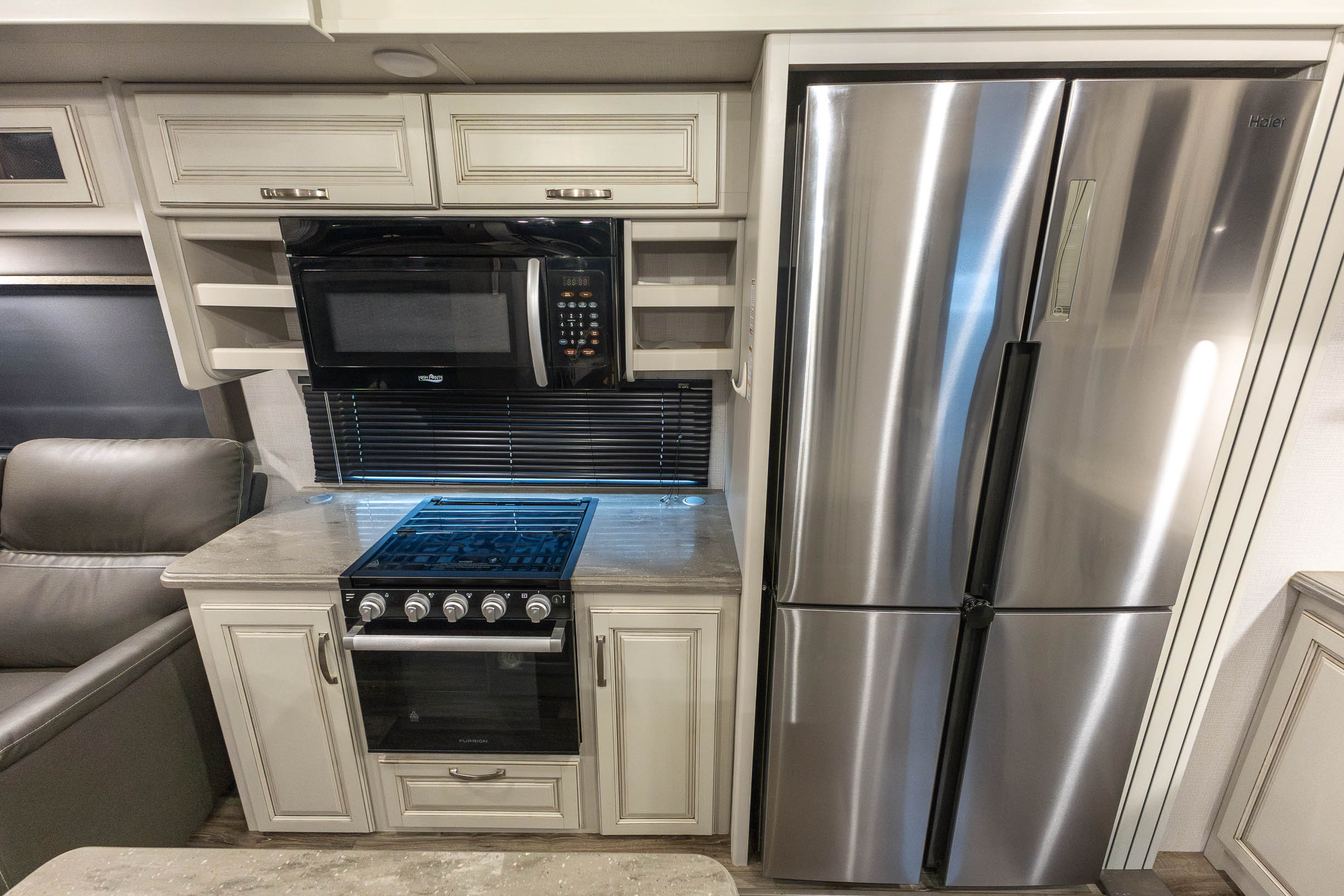 2021 Keystone RV Cougar 302RLS FIFTH WHEEL