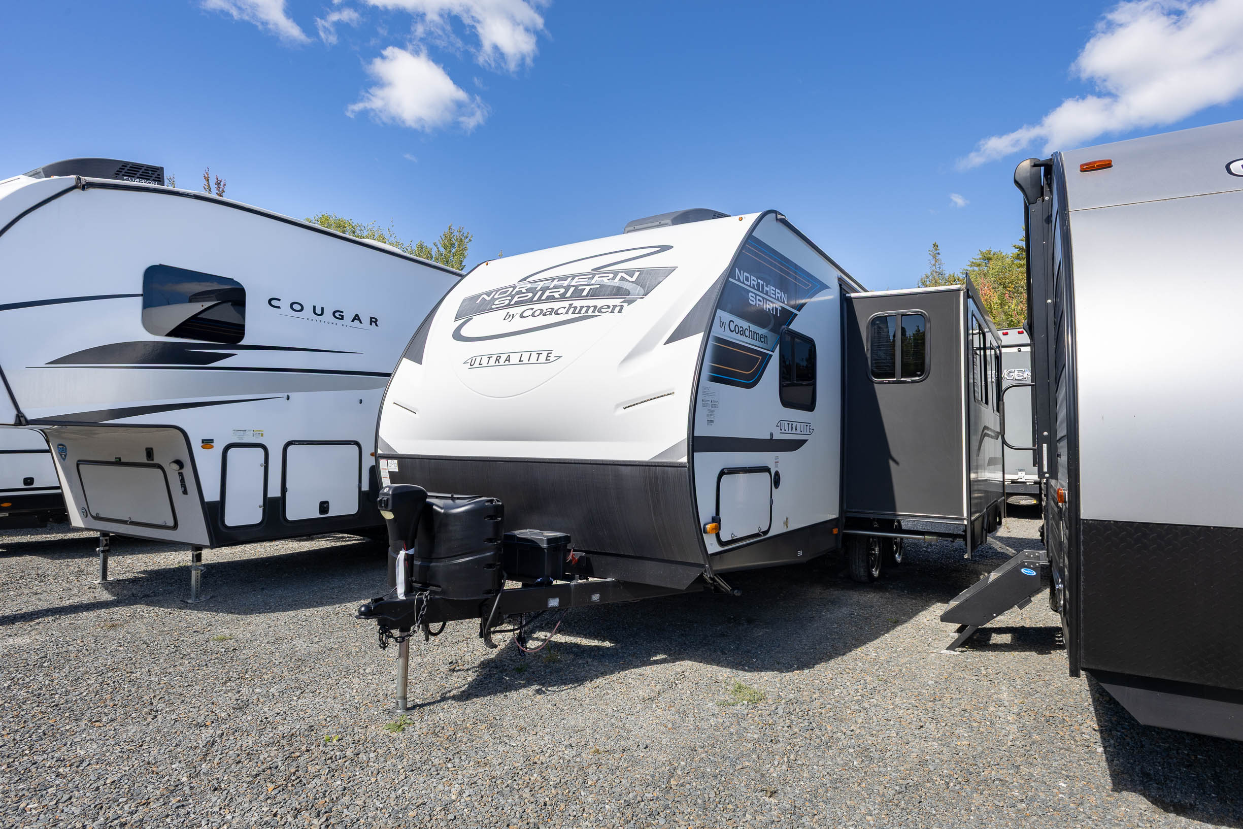 2022 Coachmen Spirit and Northern Spirit 2557RB TRAVEL TRAILER