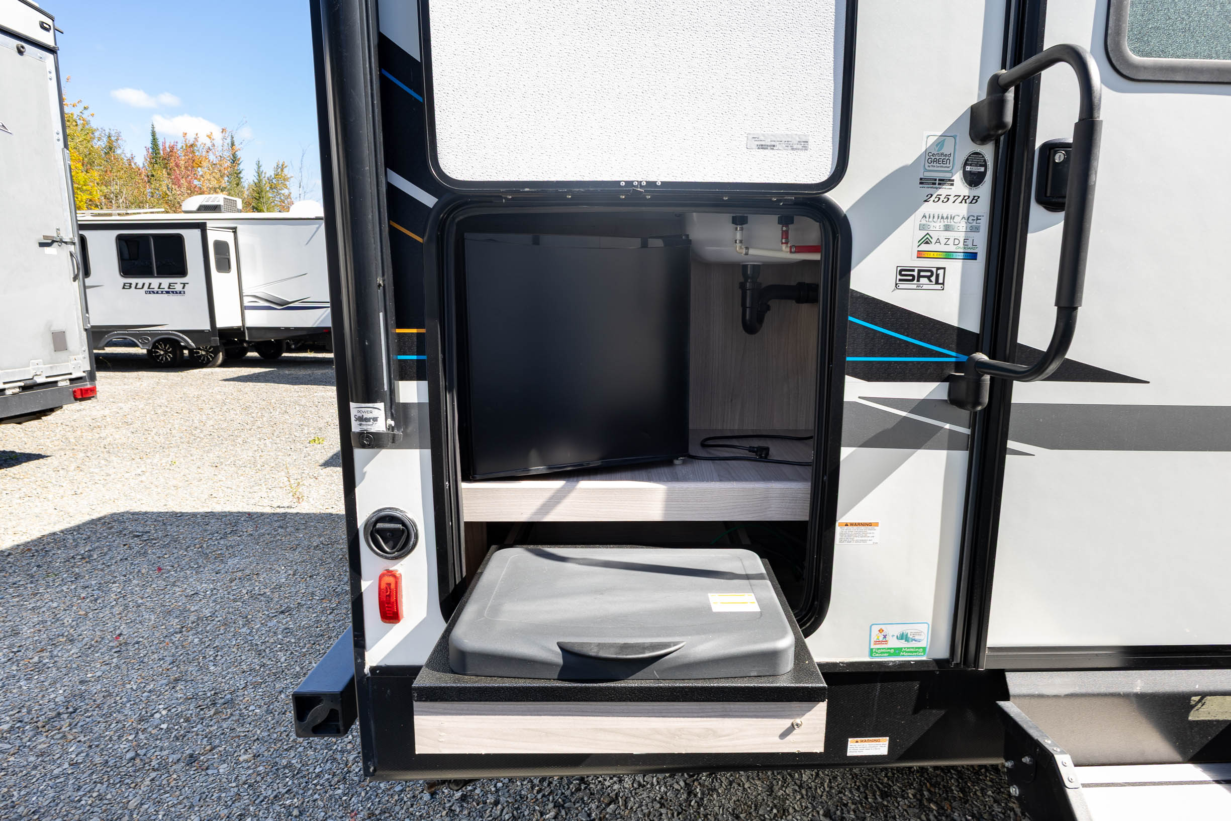 2022 Coachmen Spirit and Northern Spirit 2557RB TRAVEL TRAILER