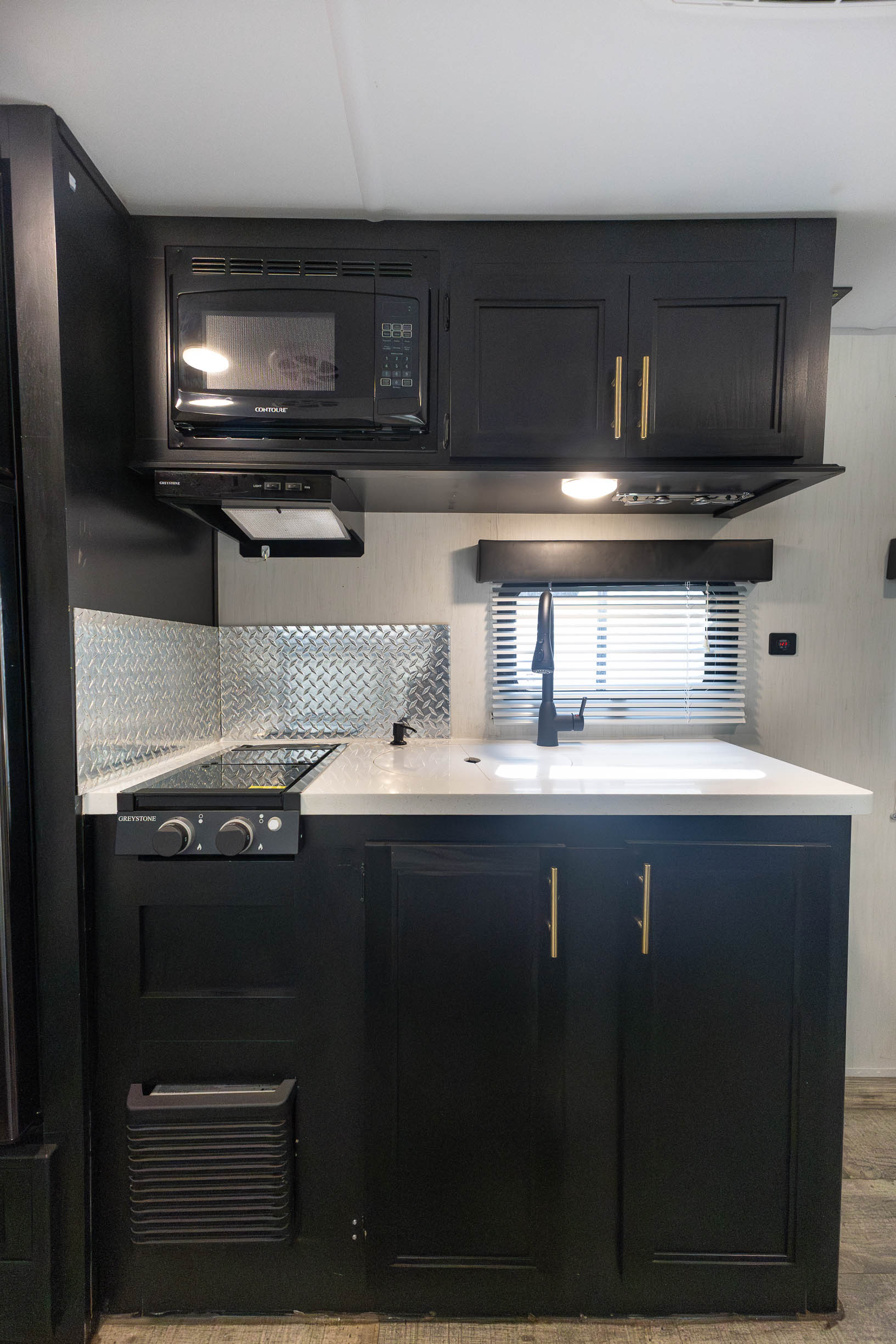 2023 Forest River Wolf Pup 16FQ TRAVEL TRAILER