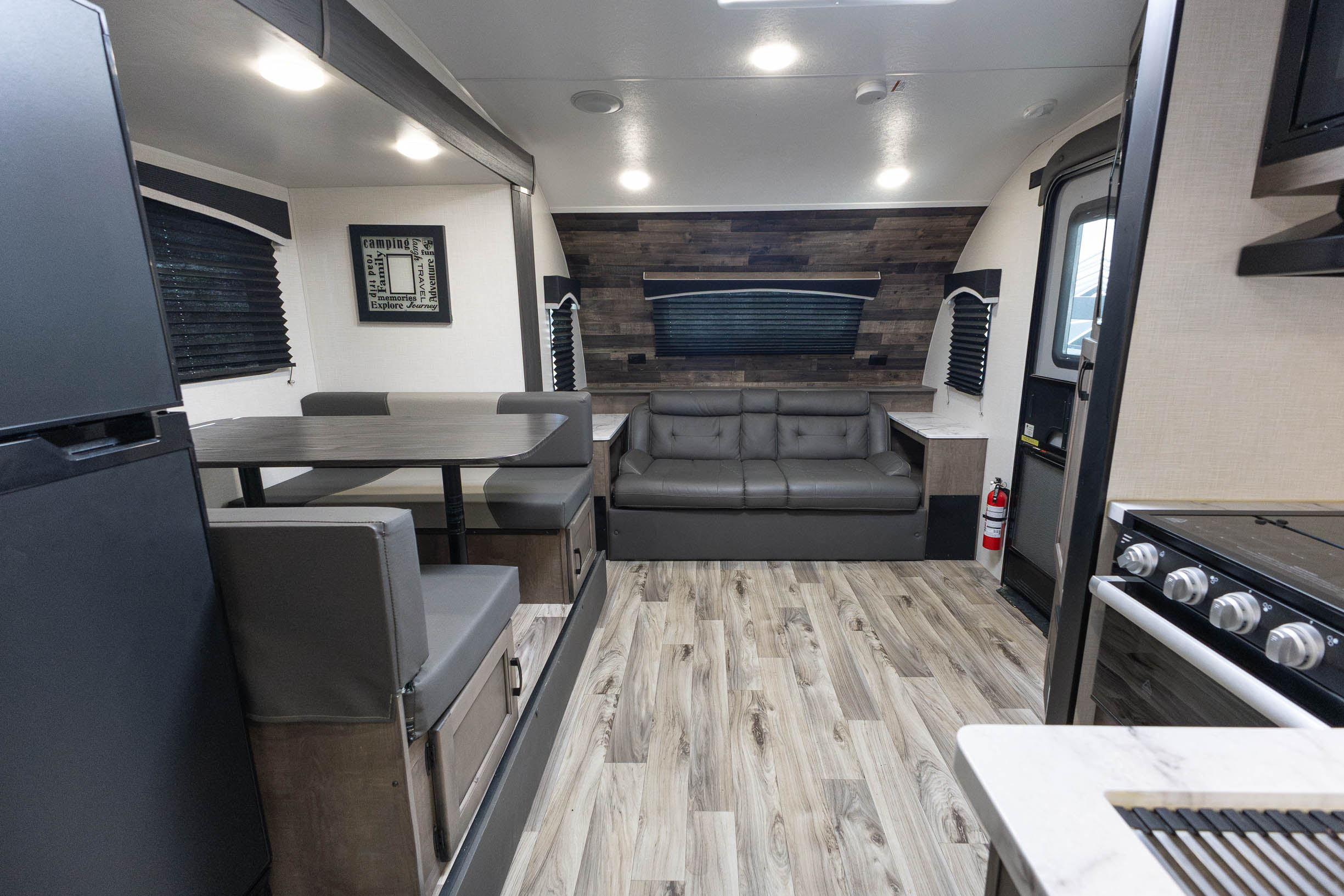 2023 Venture RV Sonic TRAVEL TRAILER