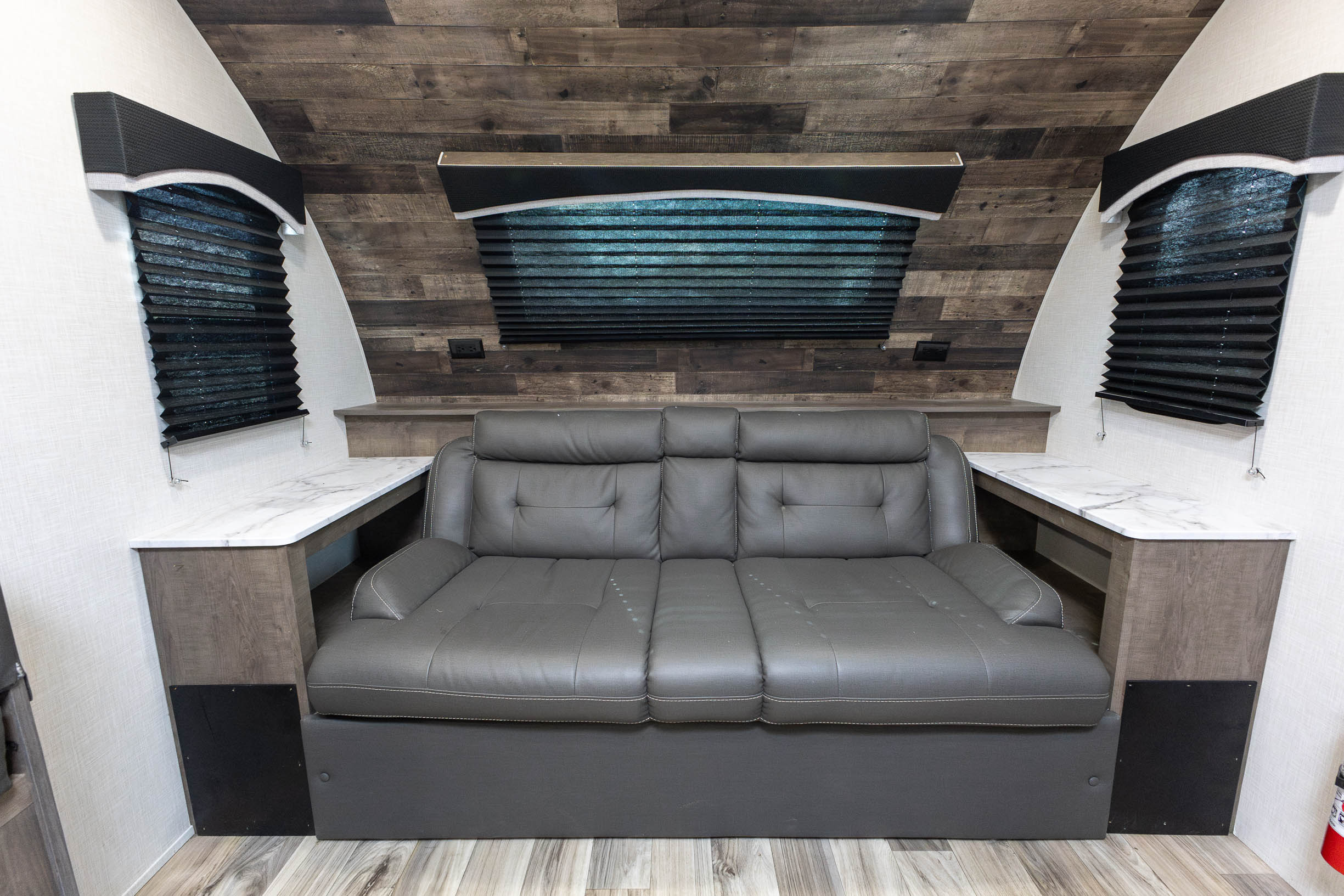 2023 Venture RV Sonic TRAVEL TRAILER