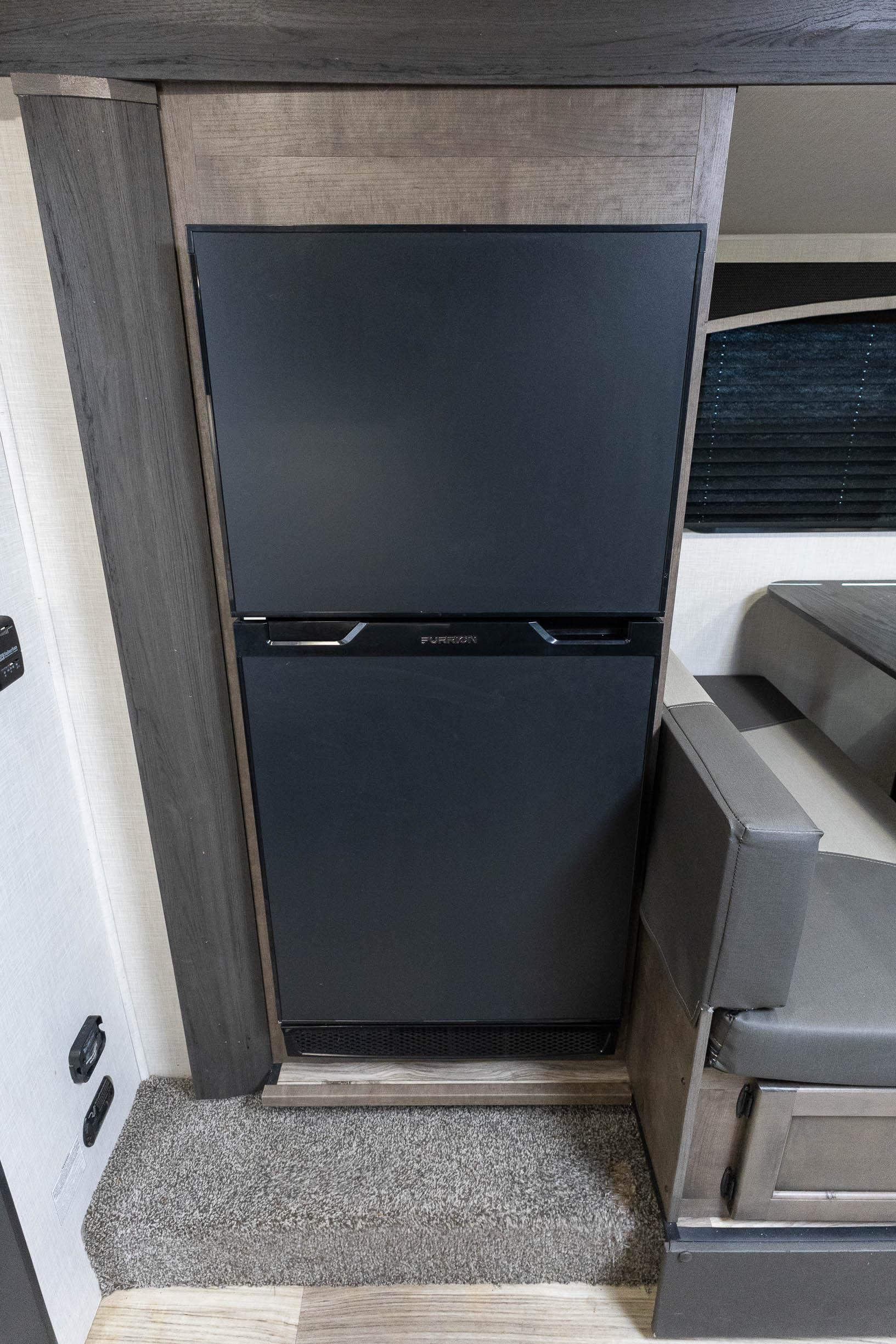 2023 Venture RV Sonic TRAVEL TRAILER