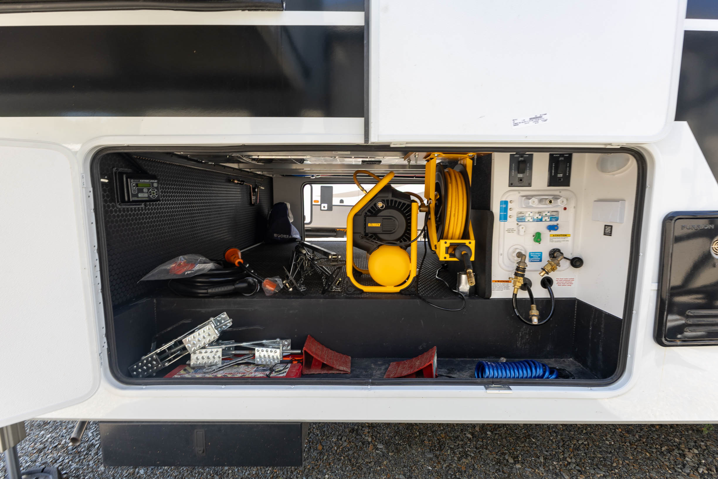 2024 Brinkley Model Z 3400 FIFTH WHEEL