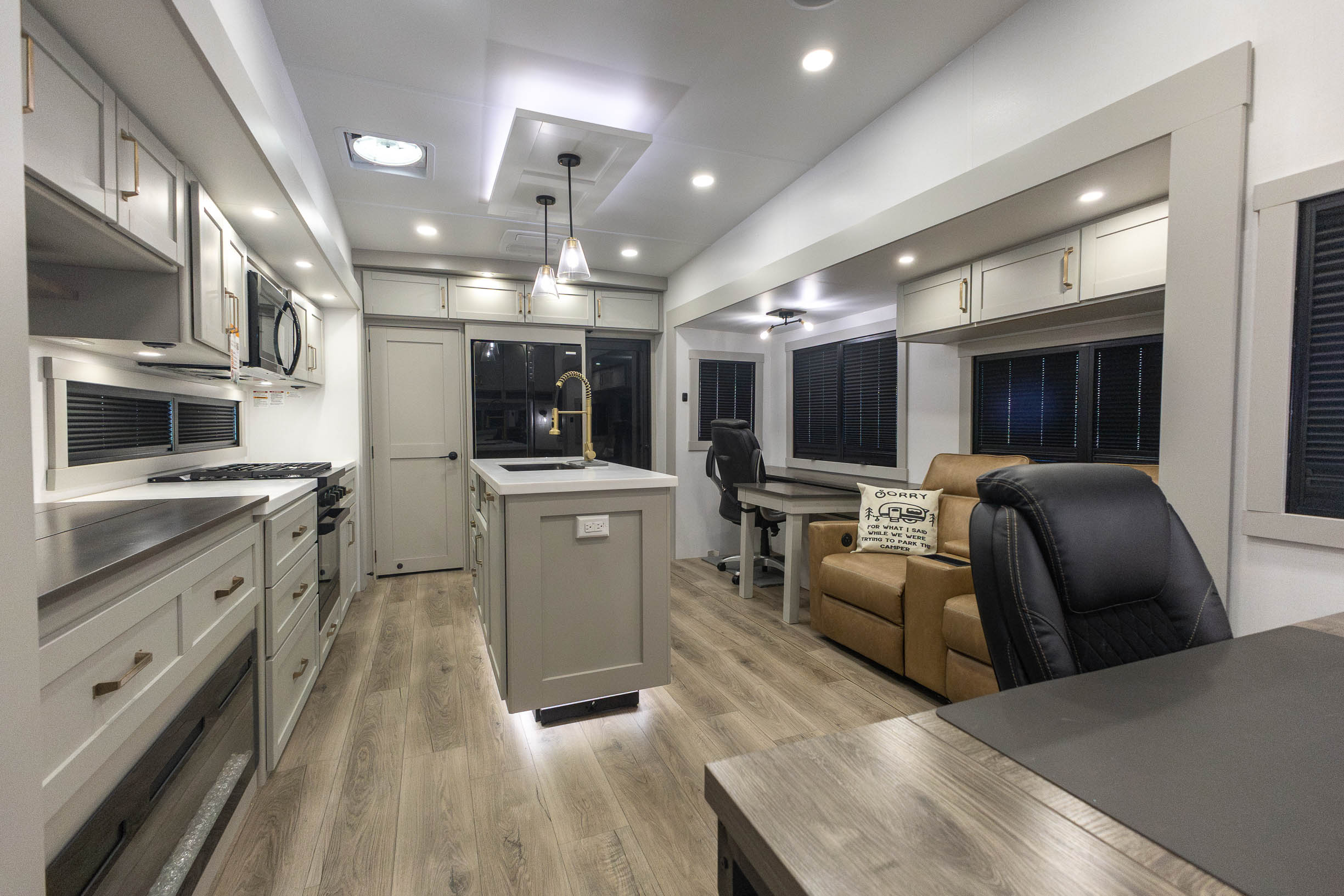 2024 Brinkley Model Z 3400 FIFTH WHEEL