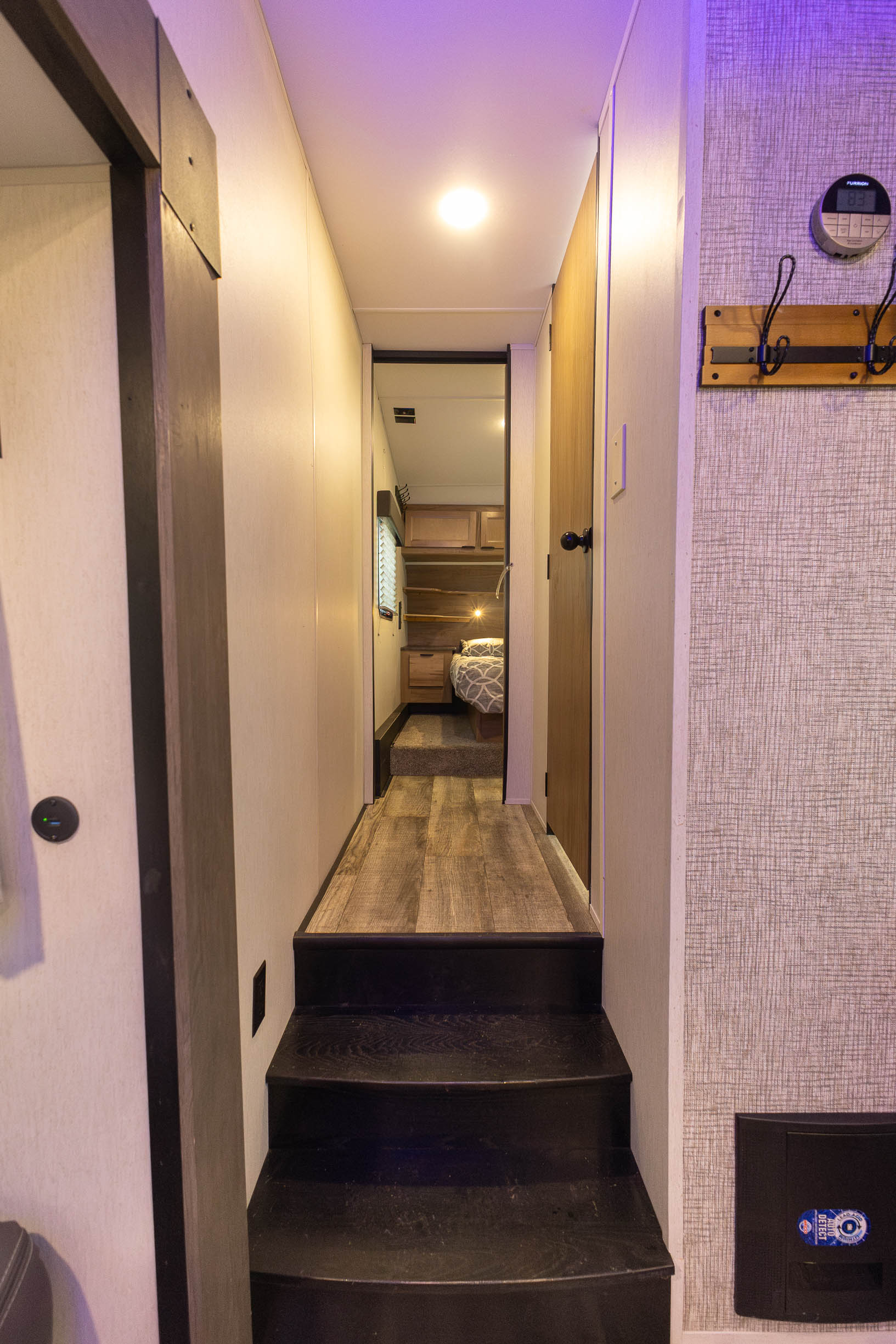 2024 Forest River Cherokee Black Label 235MBBL FIFTH WHEEL