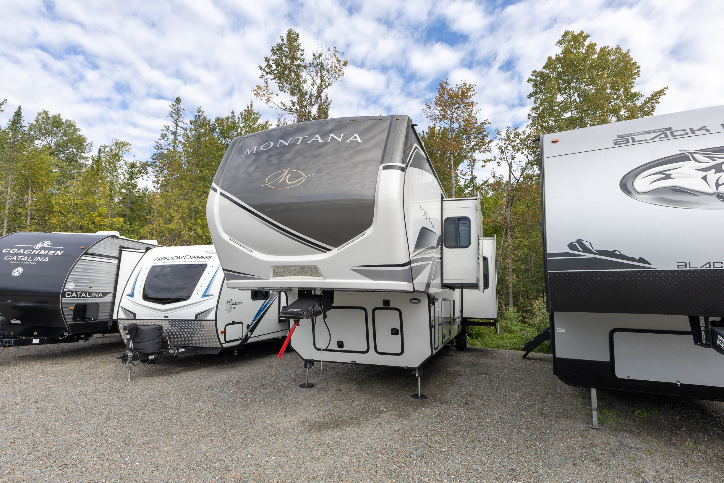 2024 Keystone RV Montana FIFTH WHEEL