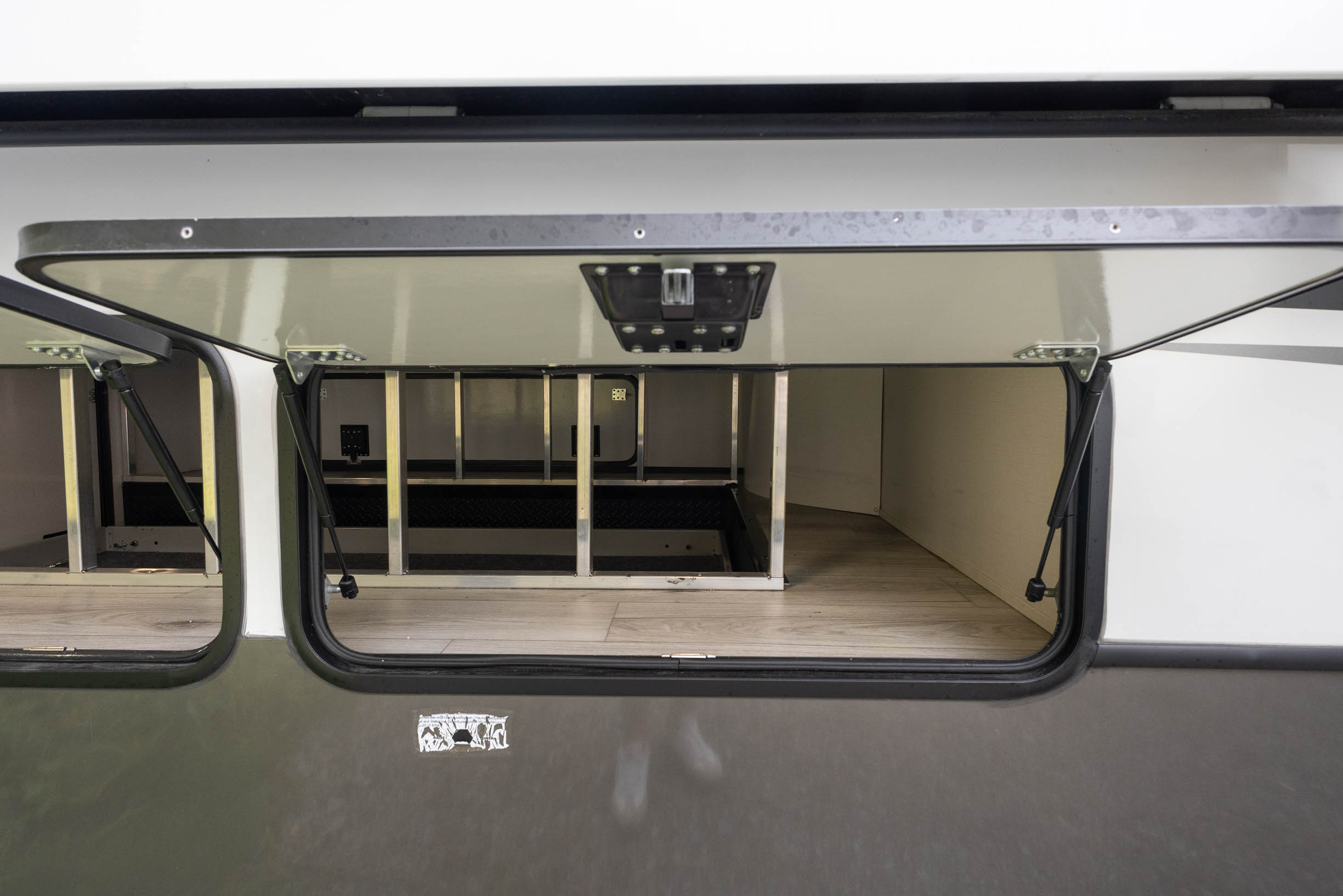 2024 Keystone RV Montana FIFTH WHEEL