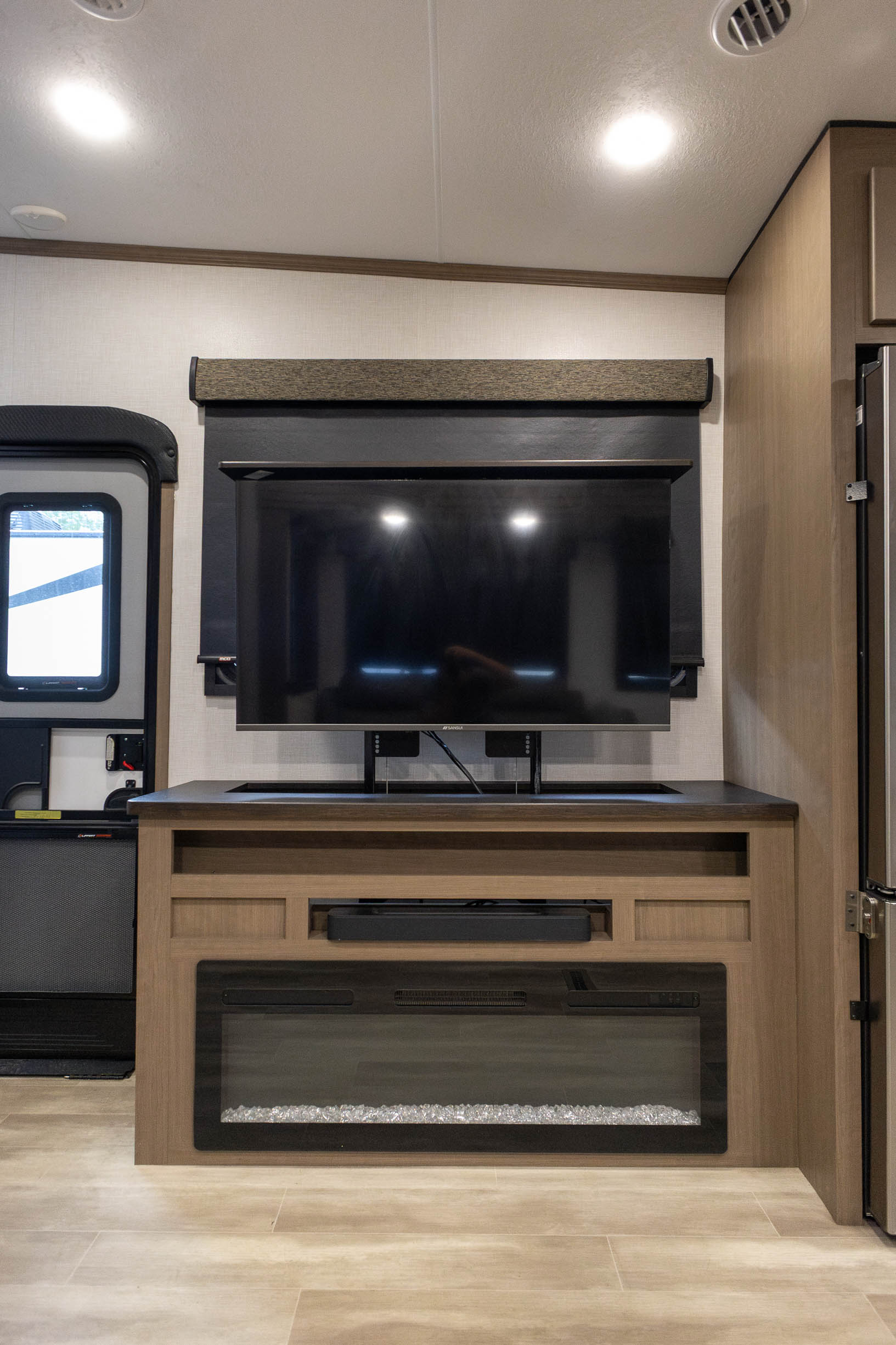 2024 KZ Durango Half-Ton FIFTH WHEEL