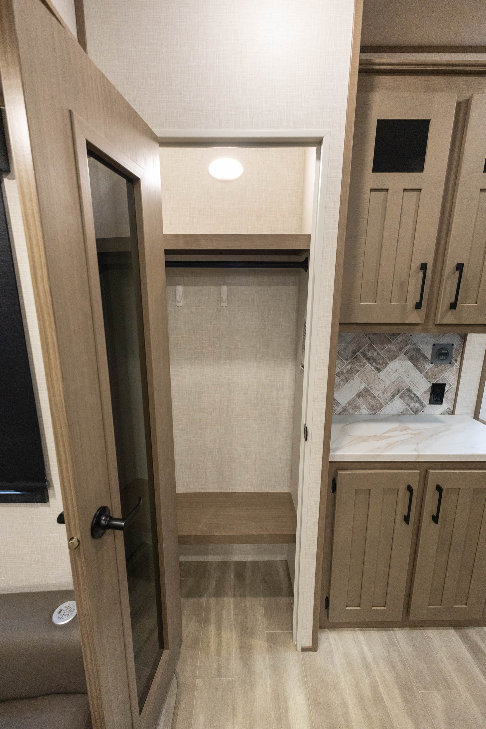 2024 KZ Durango Half-Ton FIFTH WHEEL