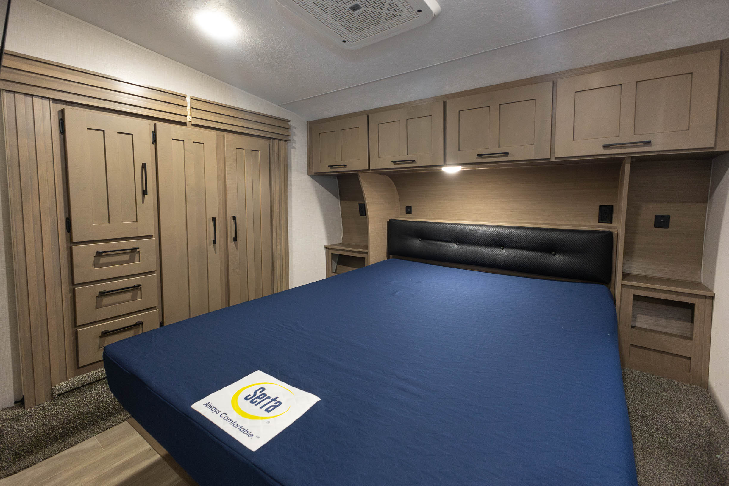 2024 KZ Durango Half-Ton FIFTH WHEEL