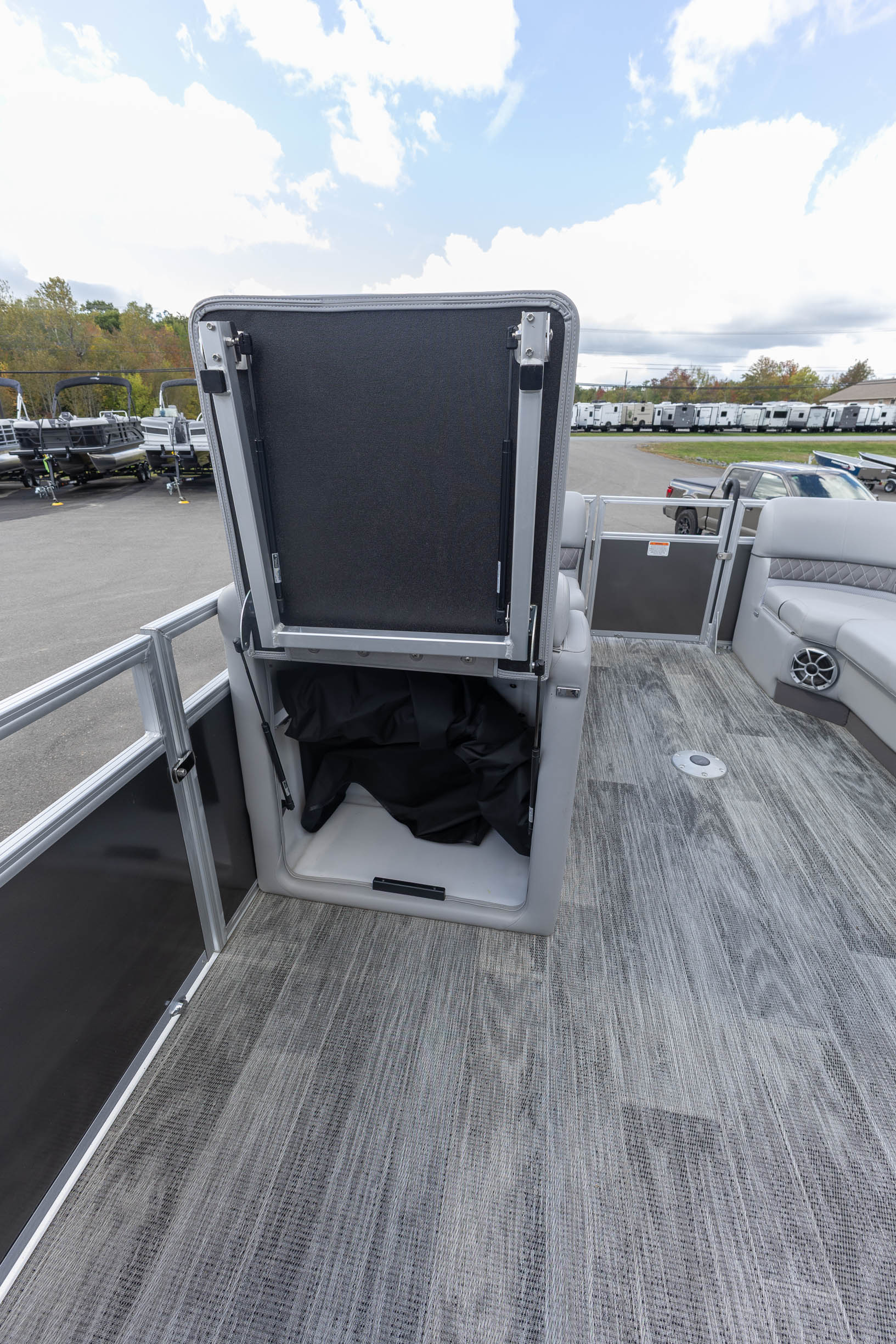 2024 Ranger Boats 220C PONTOON