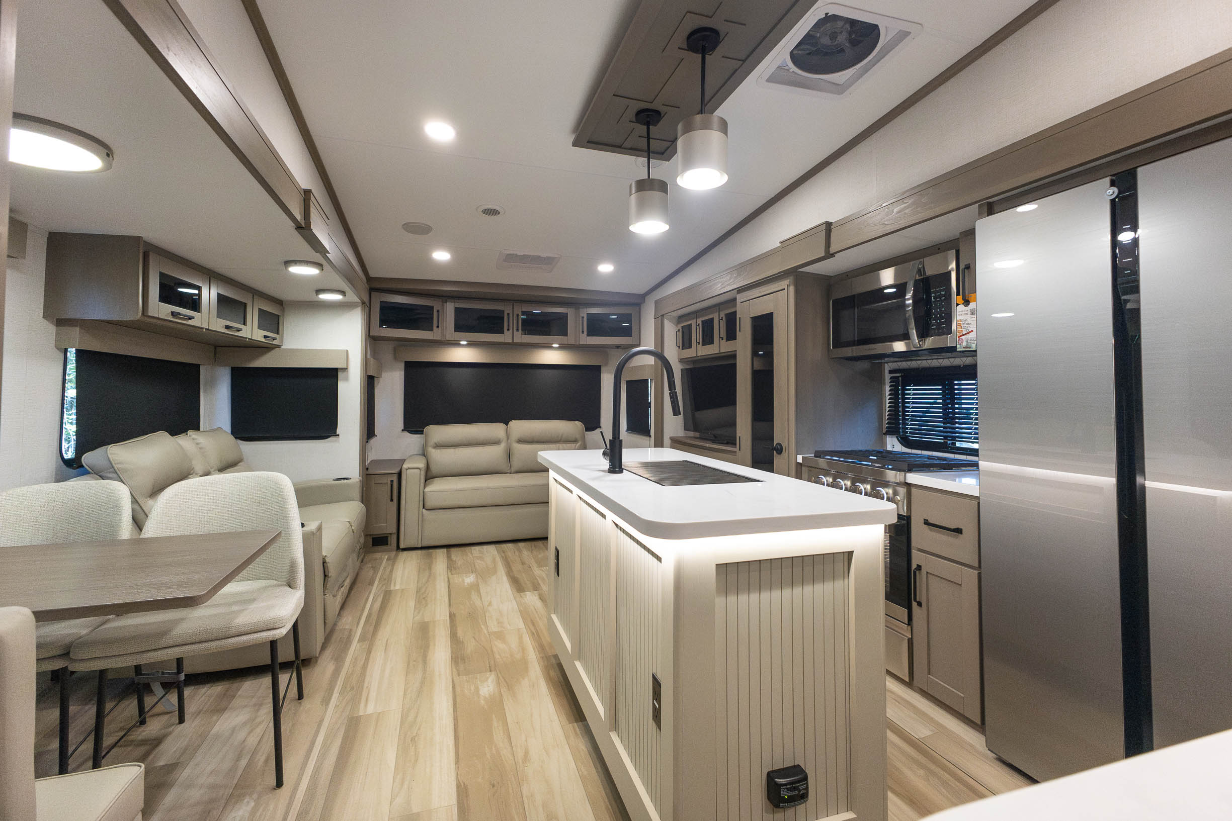 2025 Grand Design Reflection FW 303RLS FIFTH WHEEL