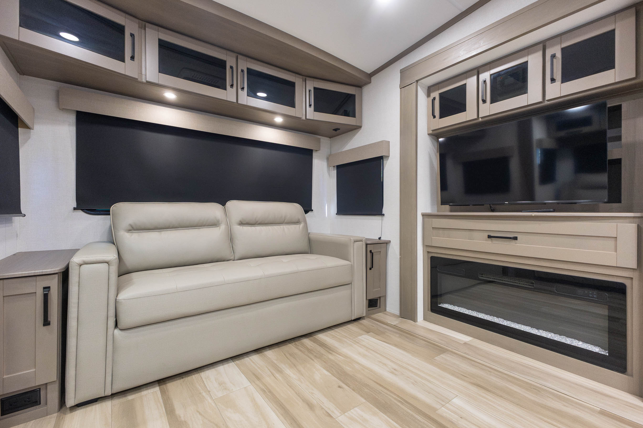 2025 Grand Design Reflection FW 303RLS FIFTH WHEEL