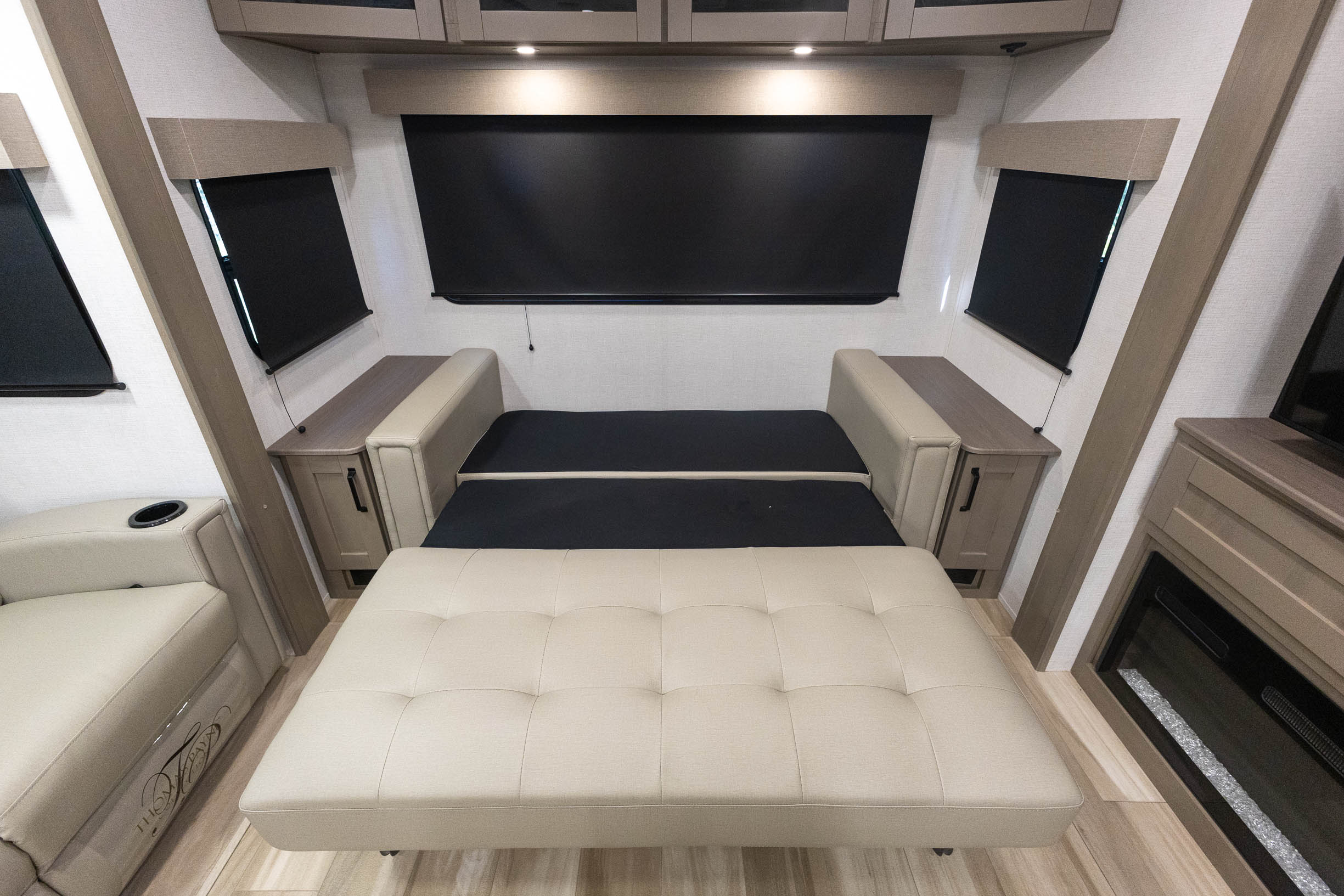 2025 Grand Design Reflection FW 303RLS FIFTH WHEEL