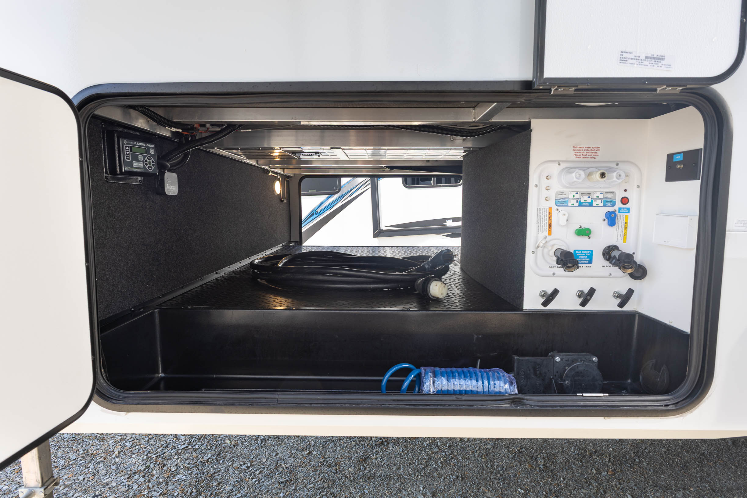 2025 Grand Design Reflection FW 303RLS FIFTH WHEEL